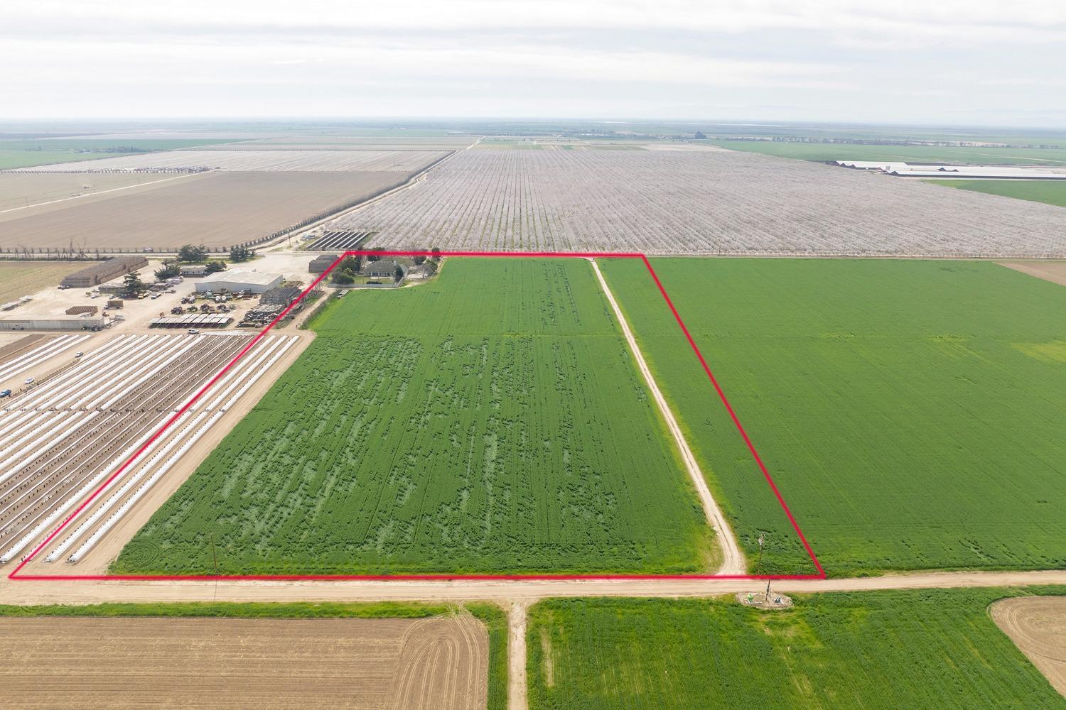 Livingston, California, 95334, United States, 5 Bedrooms Bedrooms, ,4 BathroomsBathrooms,Residential,For Sale,2005232