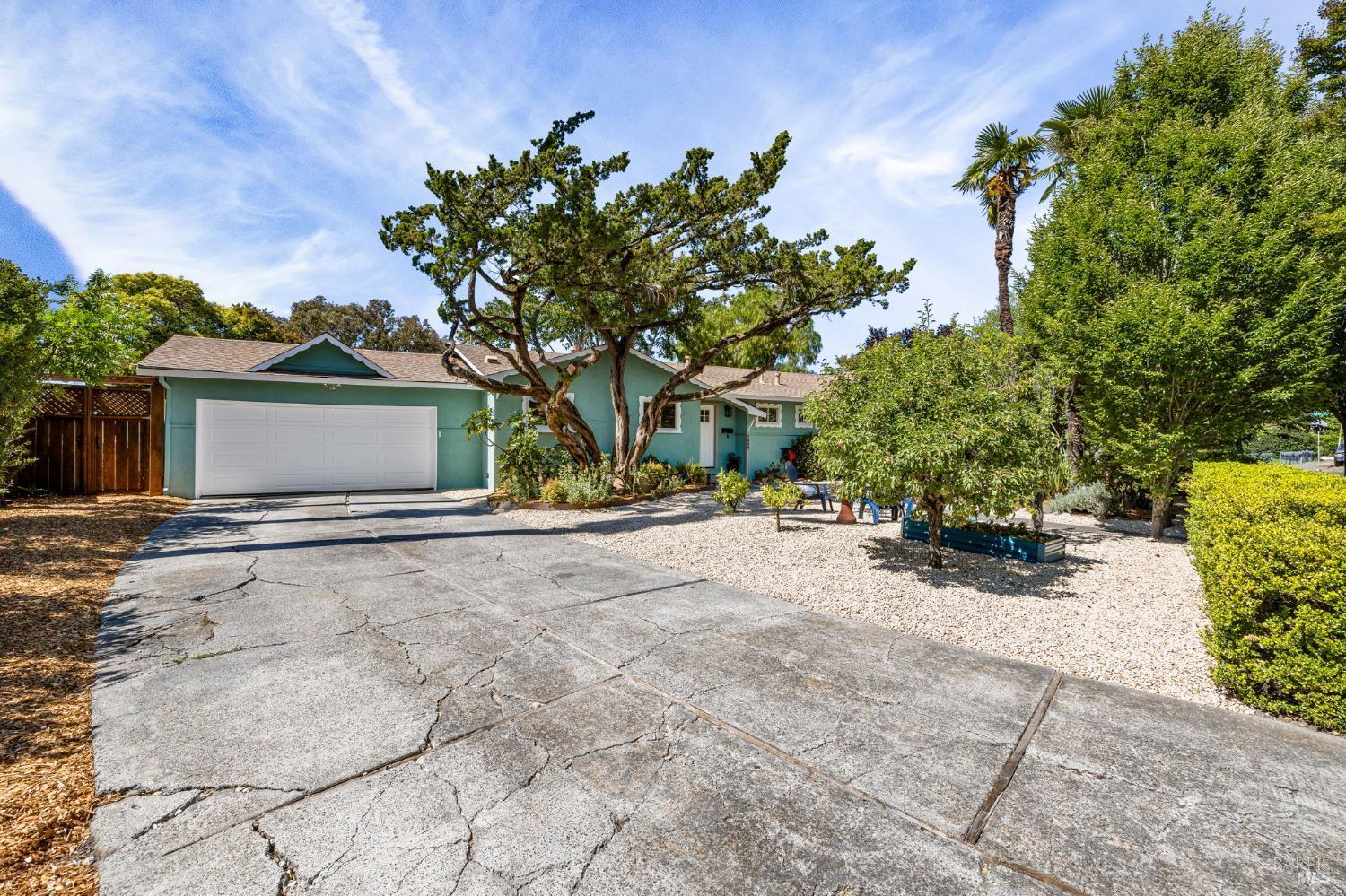 Rohnert Park, California, 94928, United States, 3 Bedrooms Bedrooms, ,2 BathroomsBathrooms,Residential,For Sale,1895055