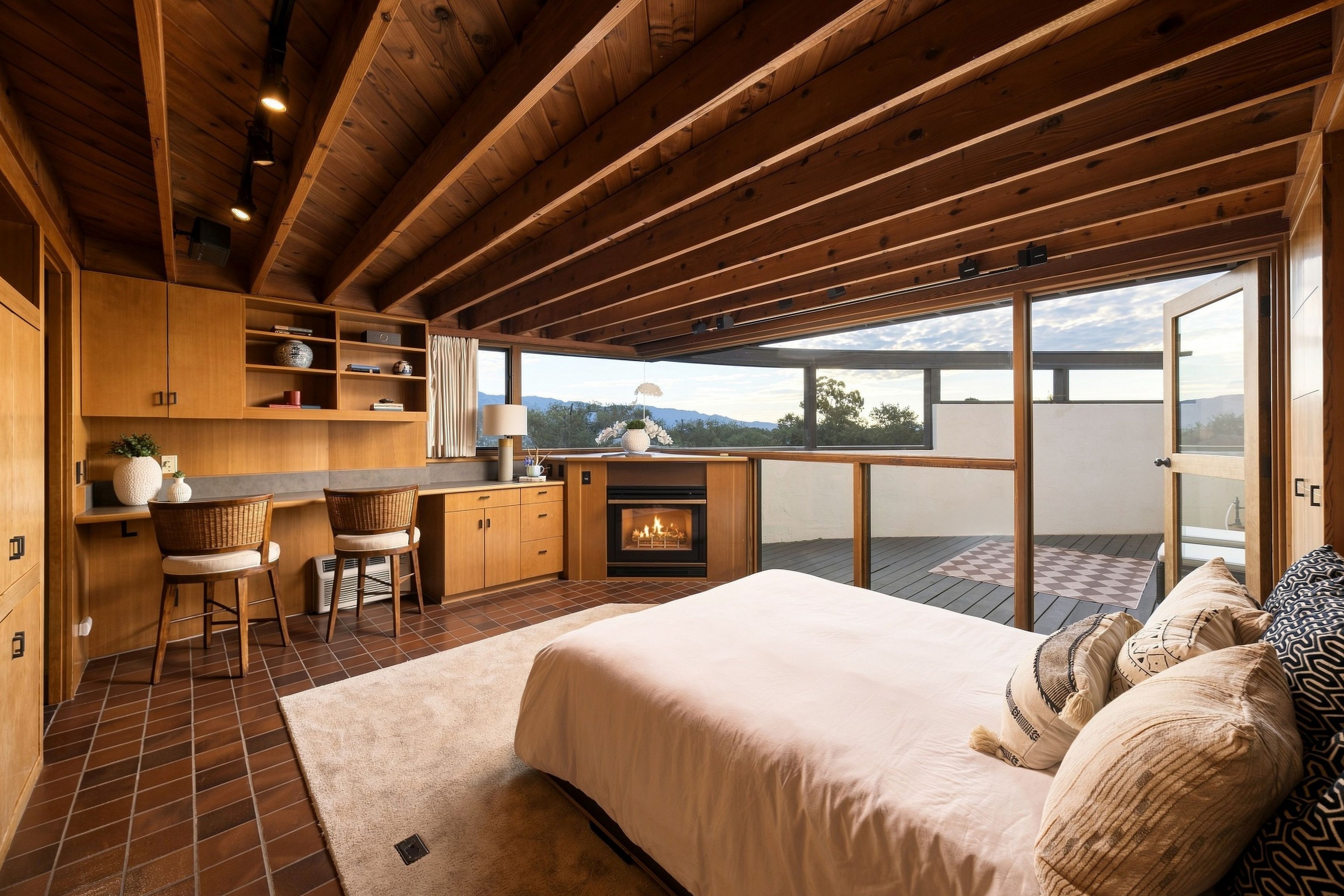  Mid-Century View Masterpiece - 物件實景
