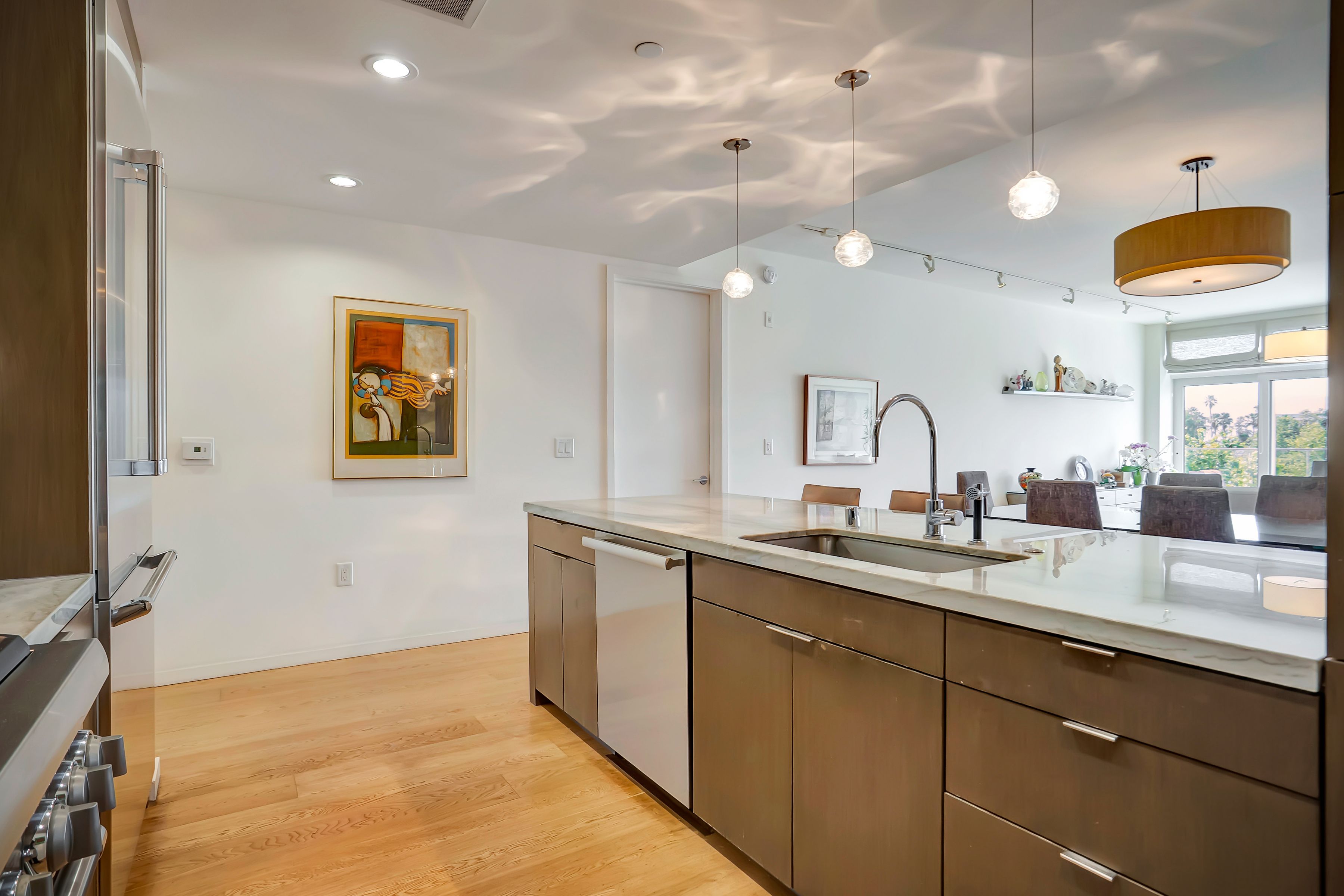  1705 Ocean Avenue, 508 - 物件實景