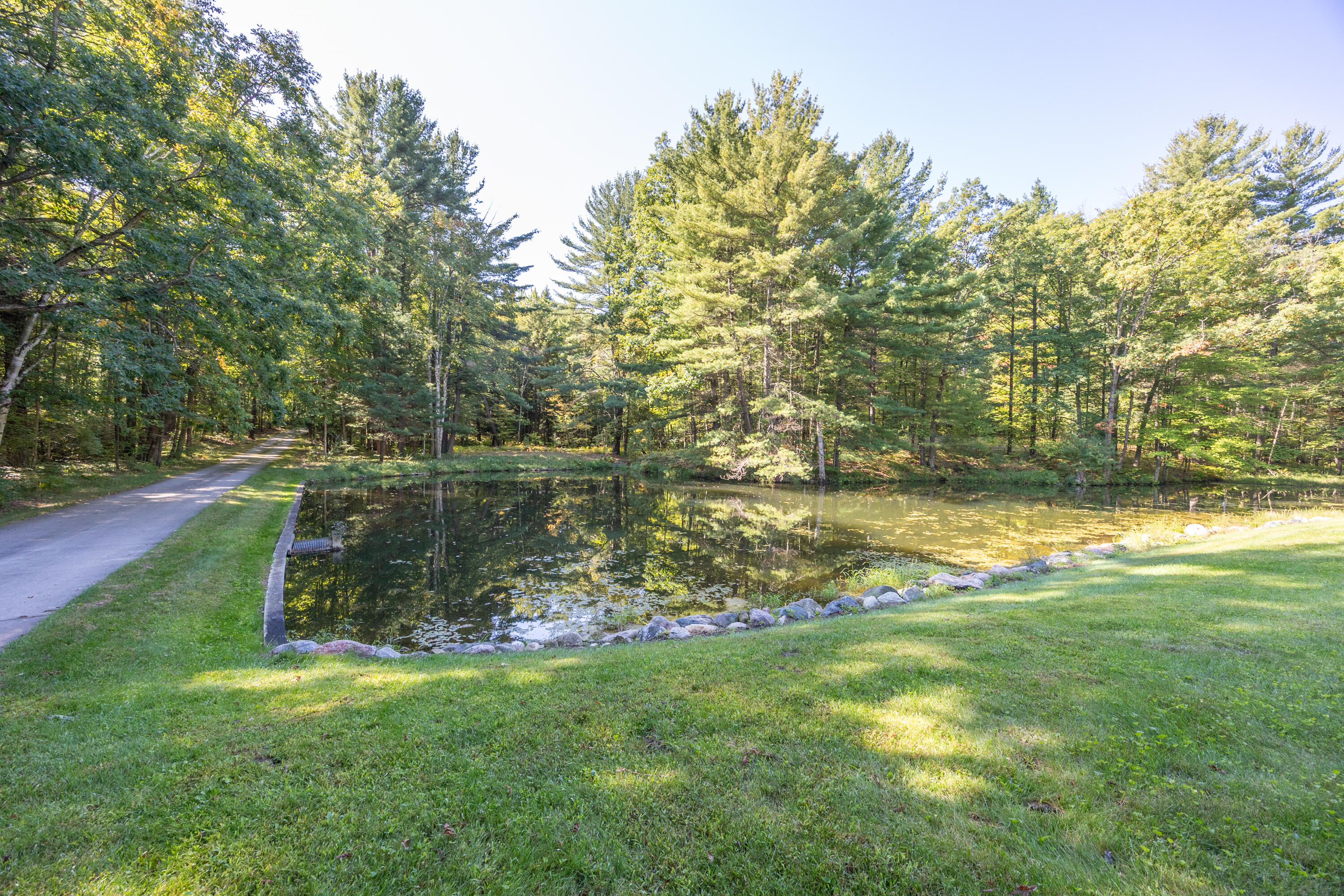 Big Rapids, Michigan, 49307, United States, 3 Bedrooms Bedrooms, ,2 BathroomsBathrooms,Residential,For Sale,1951282