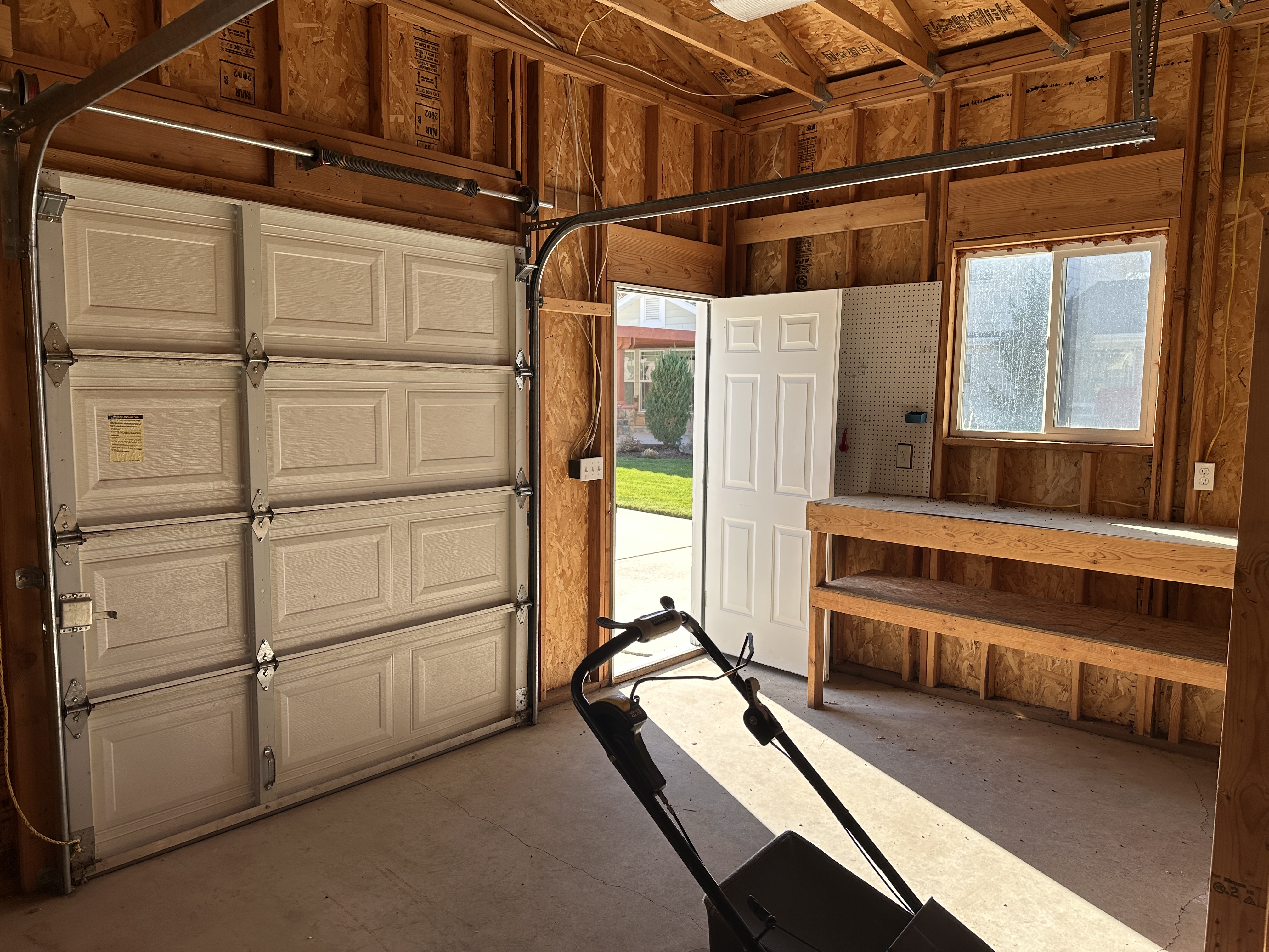 Brigham, Utah, 84302, United States, 5 Bedrooms Bedrooms, ,3 BathroomsBathrooms,Residential,For Sale,1998853