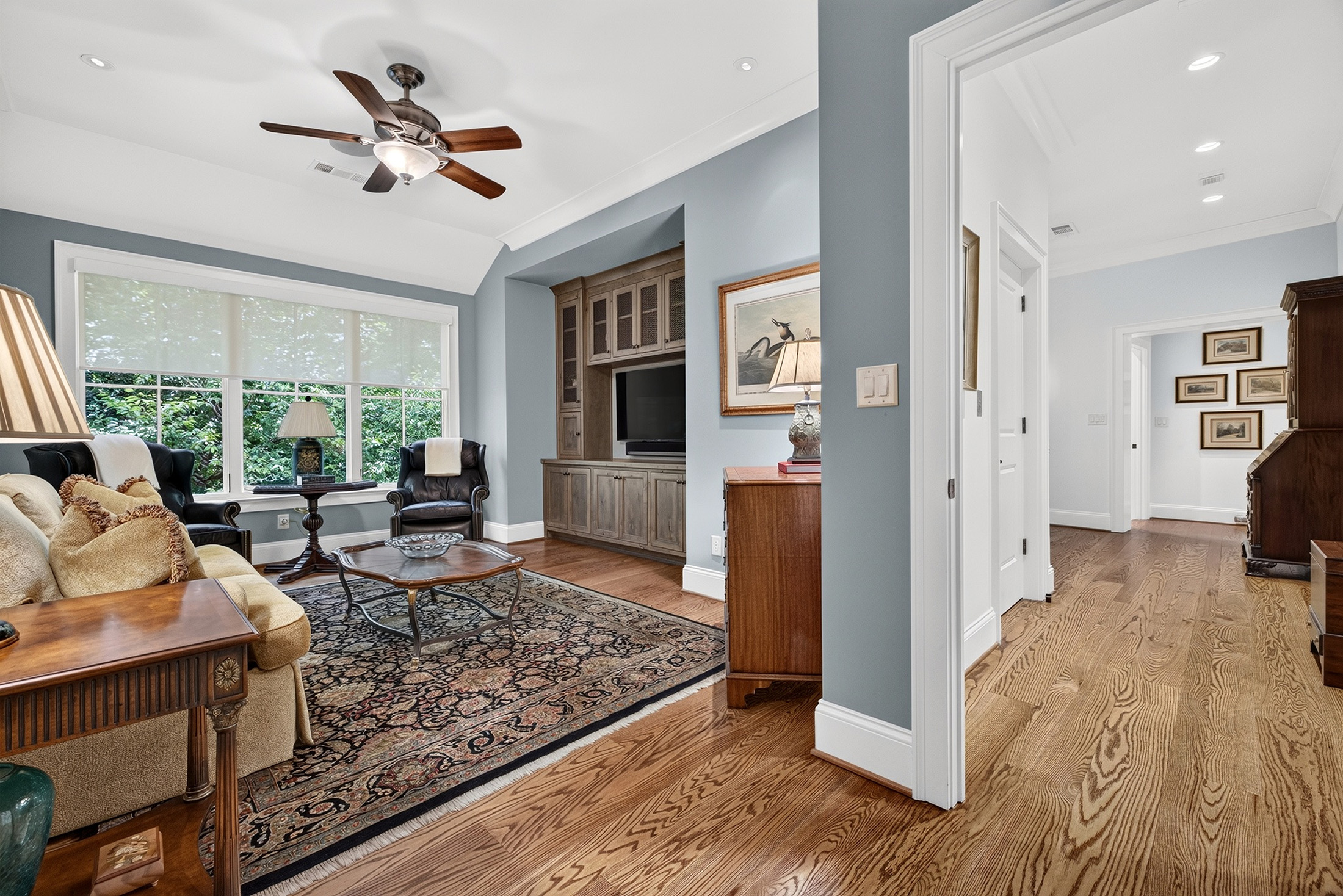  Exceptional Custom Residence Nestled on Private Wooded Lot in Chastain Park - 物件實景
