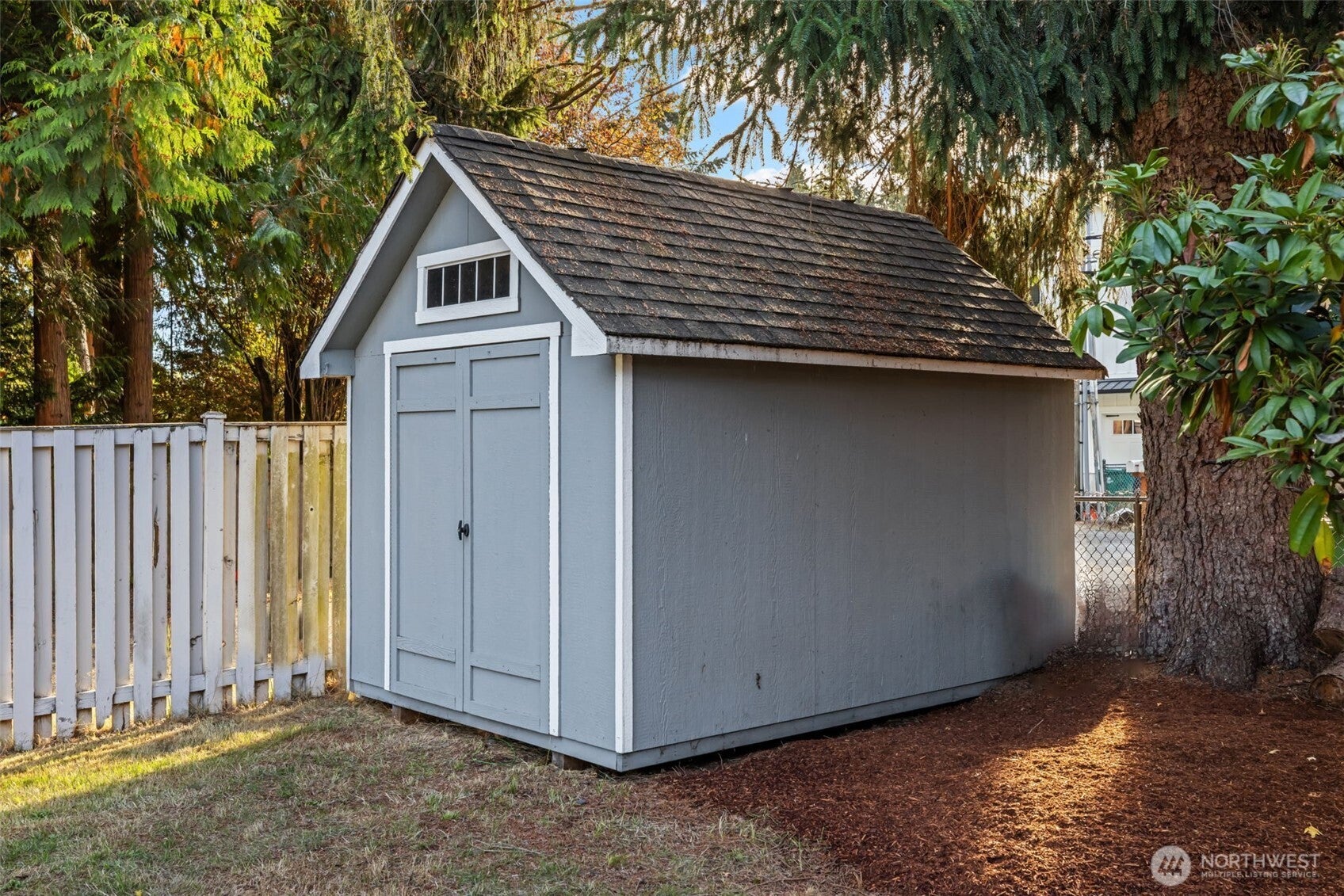 Shoreline, Washington, 98155, United States, 3 Bedrooms Bedrooms, ,1 BathroomBathrooms,Residential,For Sale,1980114