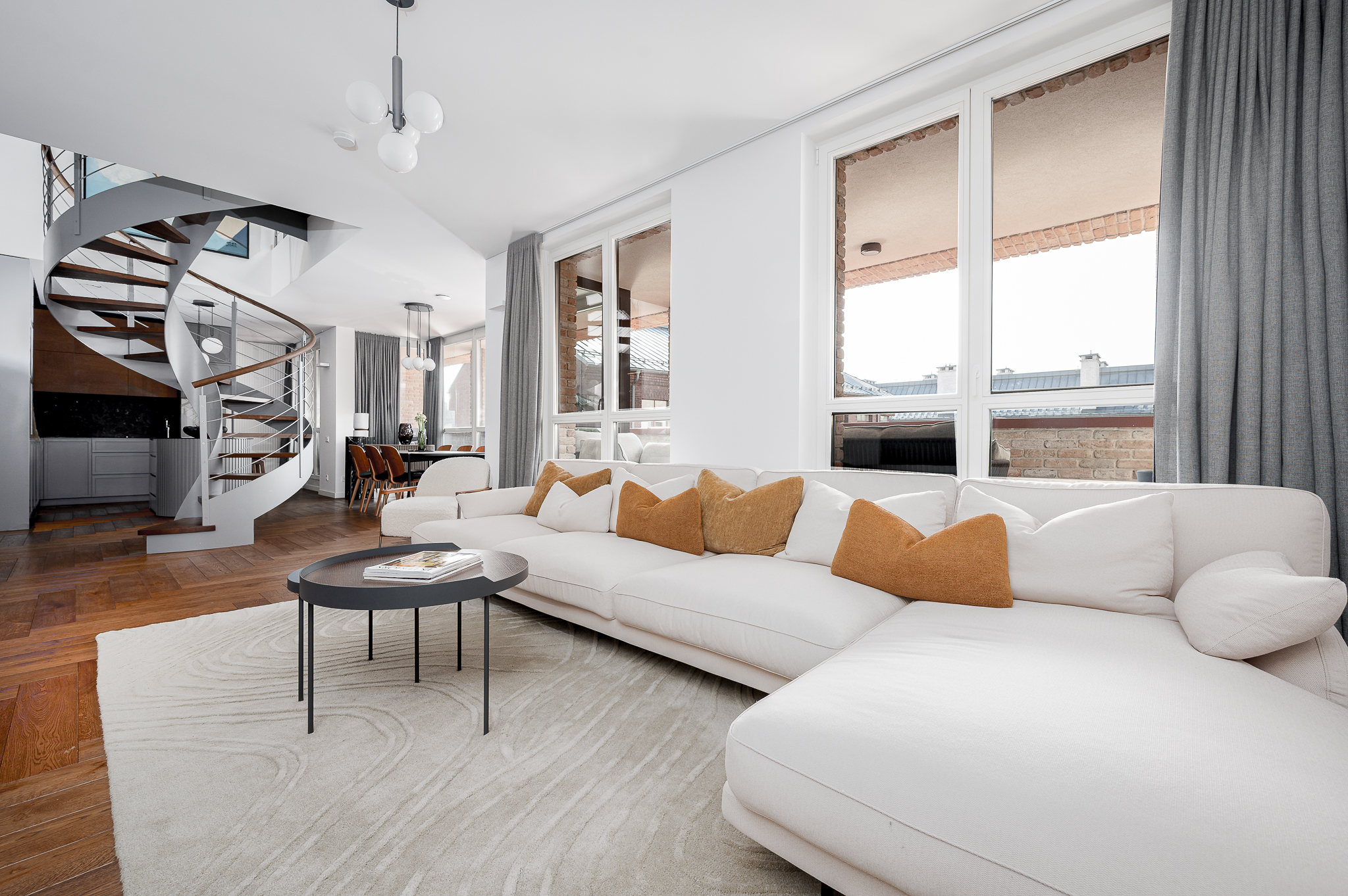  Penthouse on the Užupis riverside with an exclusive interior - 物件實景