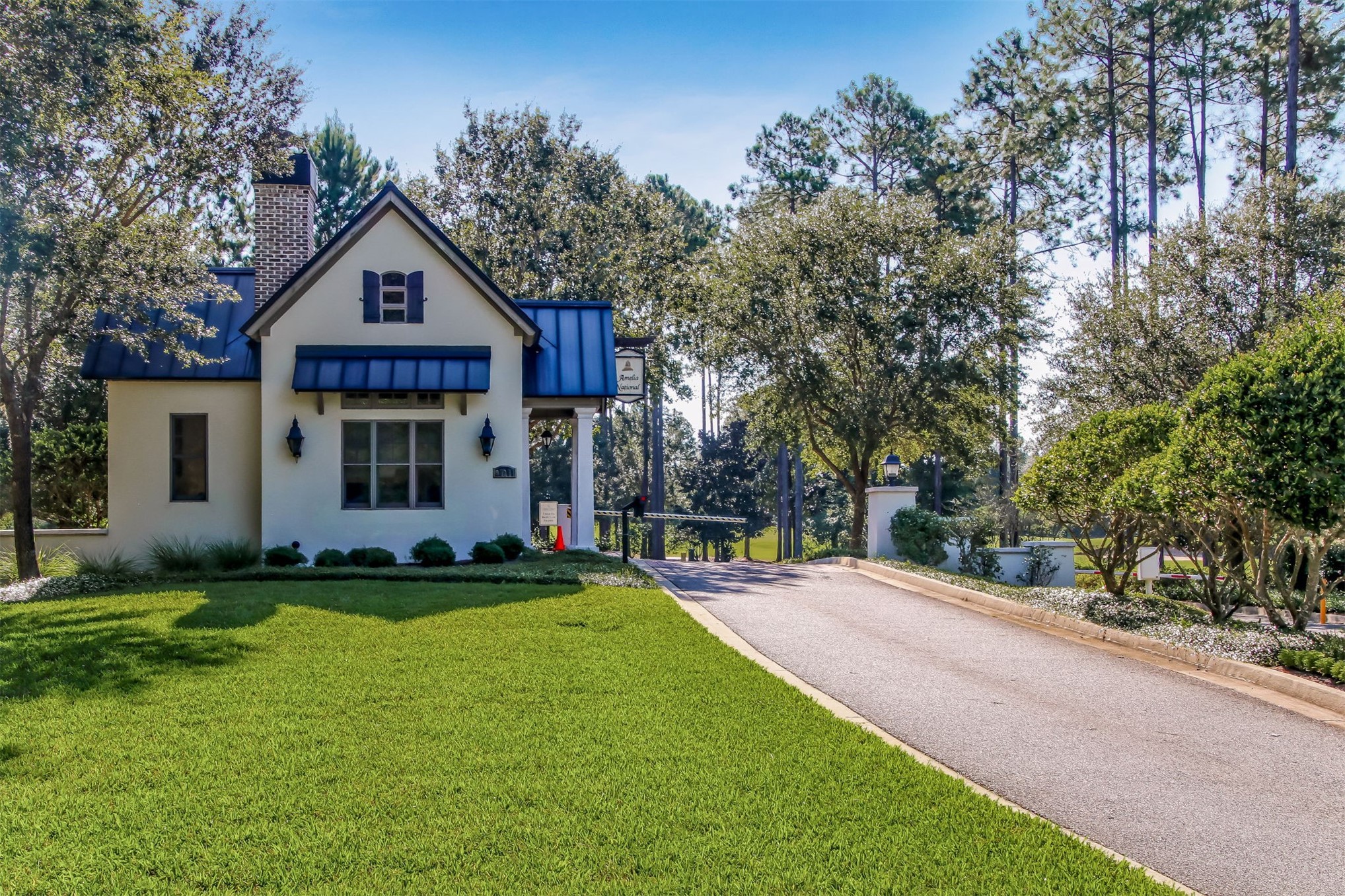 Fernandina Beach, Florida, 32034, United States, 3 Bedrooms Bedrooms, ,2 BathroomsBathrooms,Residential,For Sale,2031071