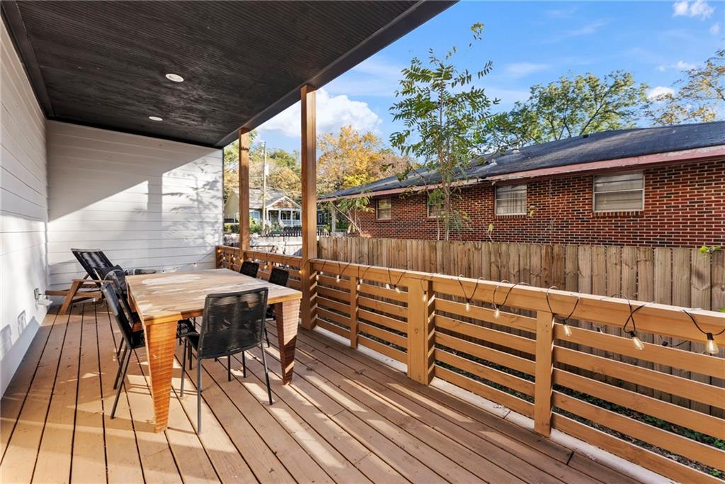 Atlanta, Georgia, 30317, United States, 5 Bedrooms Bedrooms, ,4 BathroomsBathrooms,Residential,For Sale,1989544