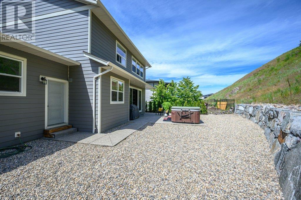 VERNON, British Columbia, V1B 0A3, CA, 4 Bedrooms Bedrooms, ,2 BathroomsBathrooms,Residential,For Sale,1907327