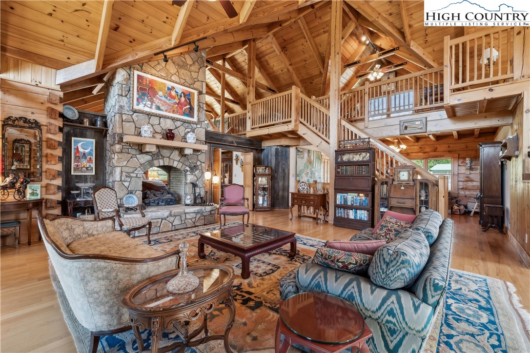 Grassy Creek, North Carolina, 28631, United States, 3 Bedrooms Bedrooms, ,4 BathroomsBathrooms,Residential,For Sale,1991857