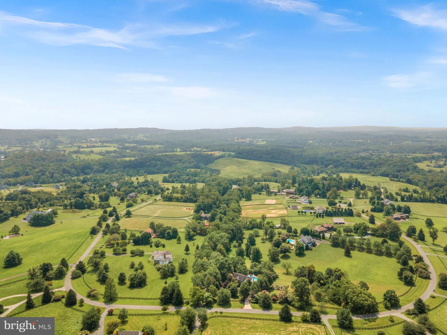 Waterford, Virginia, 20197, United States, 5 Bedrooms Bedrooms, ,4 BathroomsBathrooms,Residential,For Sale,1940957