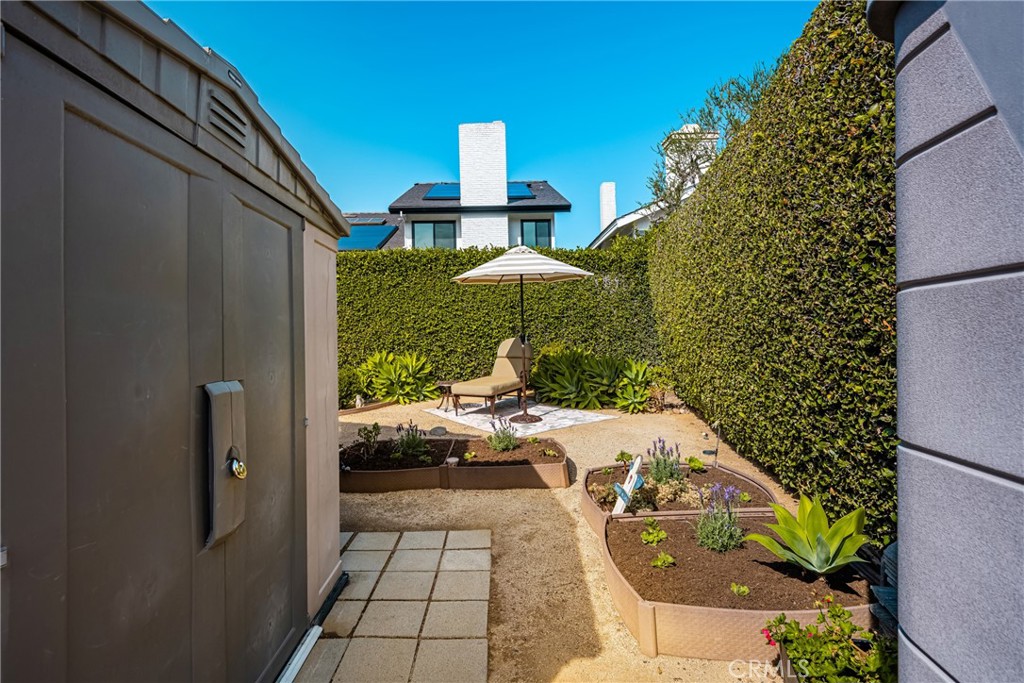 Irvine, California, 92614, United States, 4 Bedrooms Bedrooms, ,3 BathroomsBathrooms,Residential,For Sale,1988283