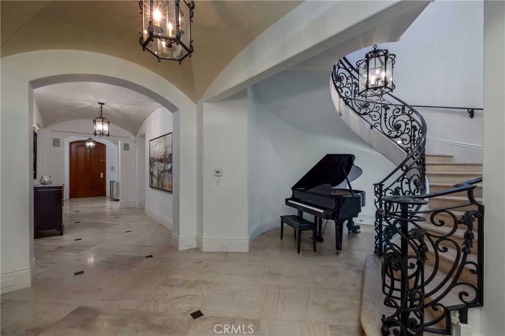 Newport Beach, California, 92661, United States, 7 Bedrooms Bedrooms, ,9 BathroomsBathrooms,Residential,For Sale,1770248
