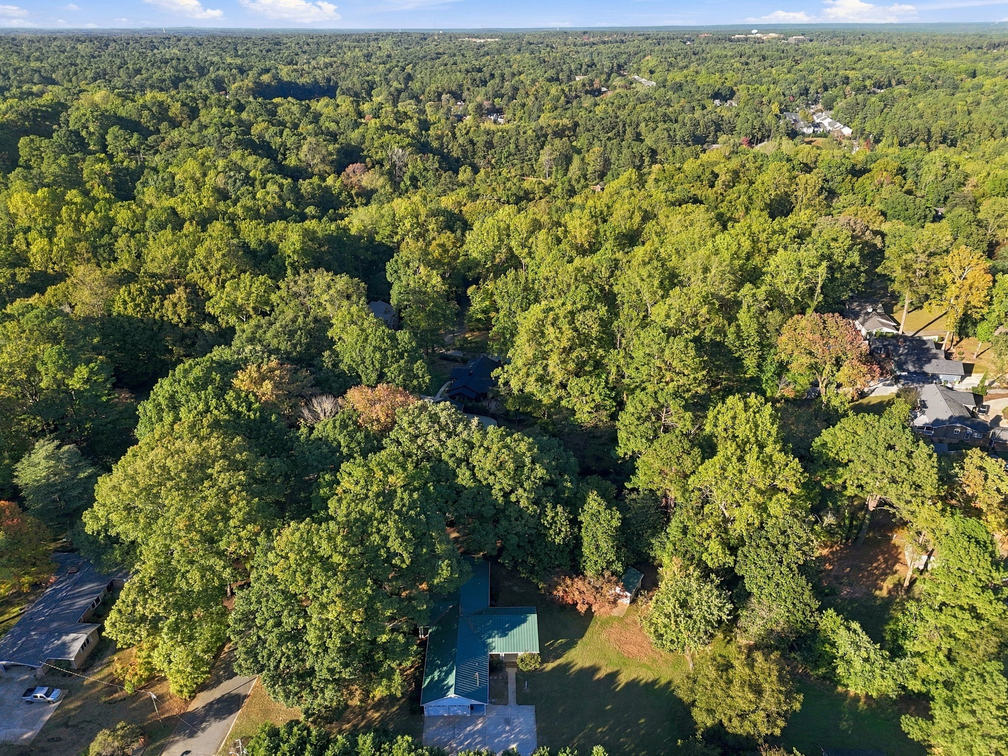  6700 Valley Lake Drive, Raleigh, NC 27612 - 物件實景