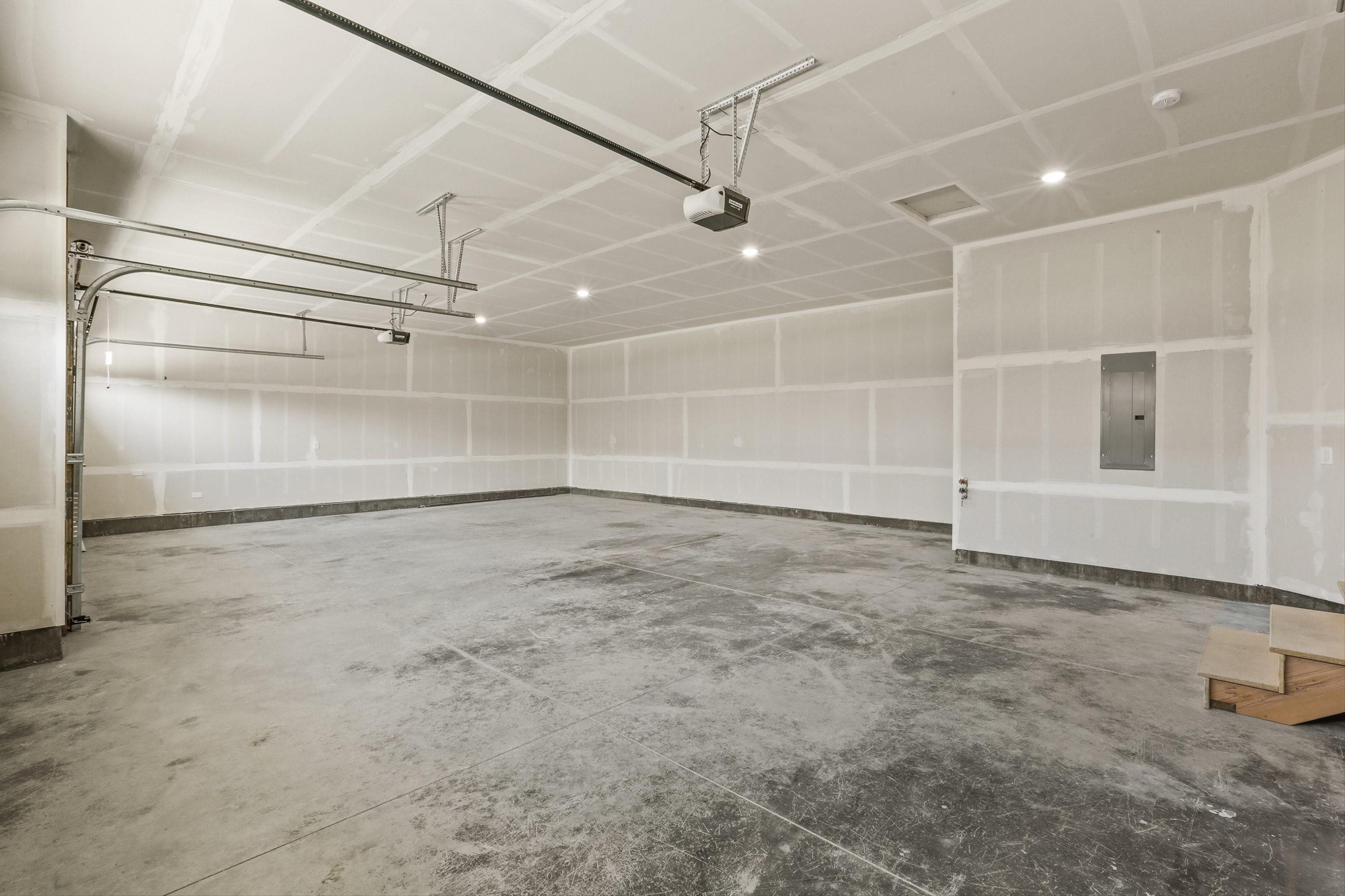 Spokane, Washington, 99223, United States, 5 Bedrooms Bedrooms, ,4 BathroomsBathrooms,Residential,For Sale,1999672