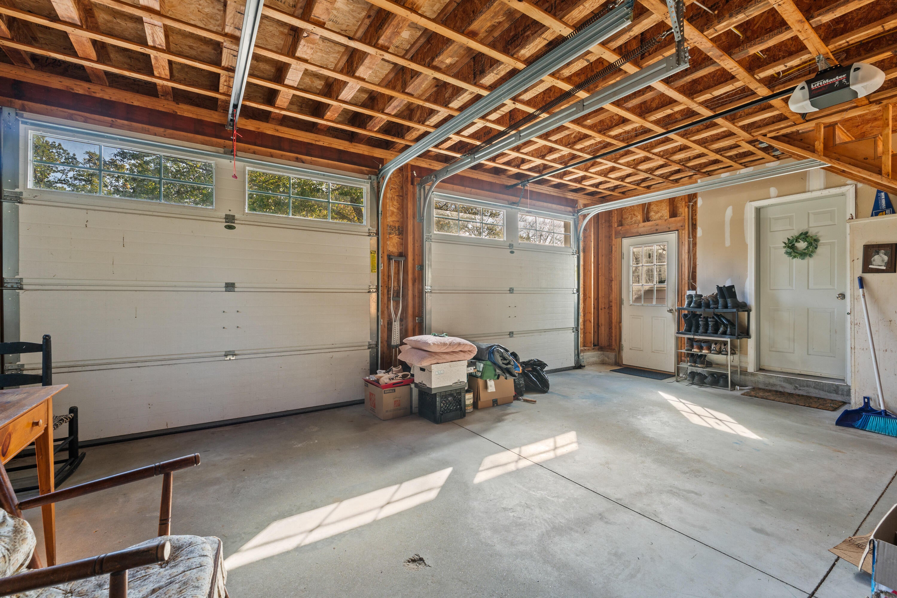 Eliot, Maine, 03903, United States, 4 Bedrooms Bedrooms, ,2 BathroomsBathrooms,Residential,For Sale,1977194