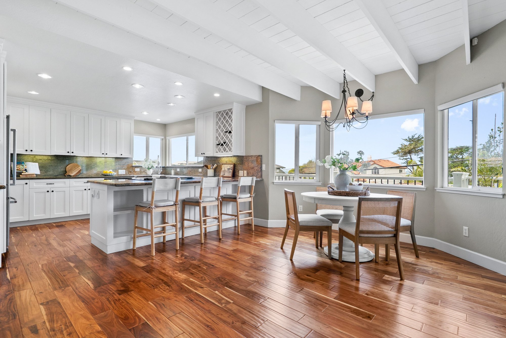  523 Middlefield Drive - 物件實景