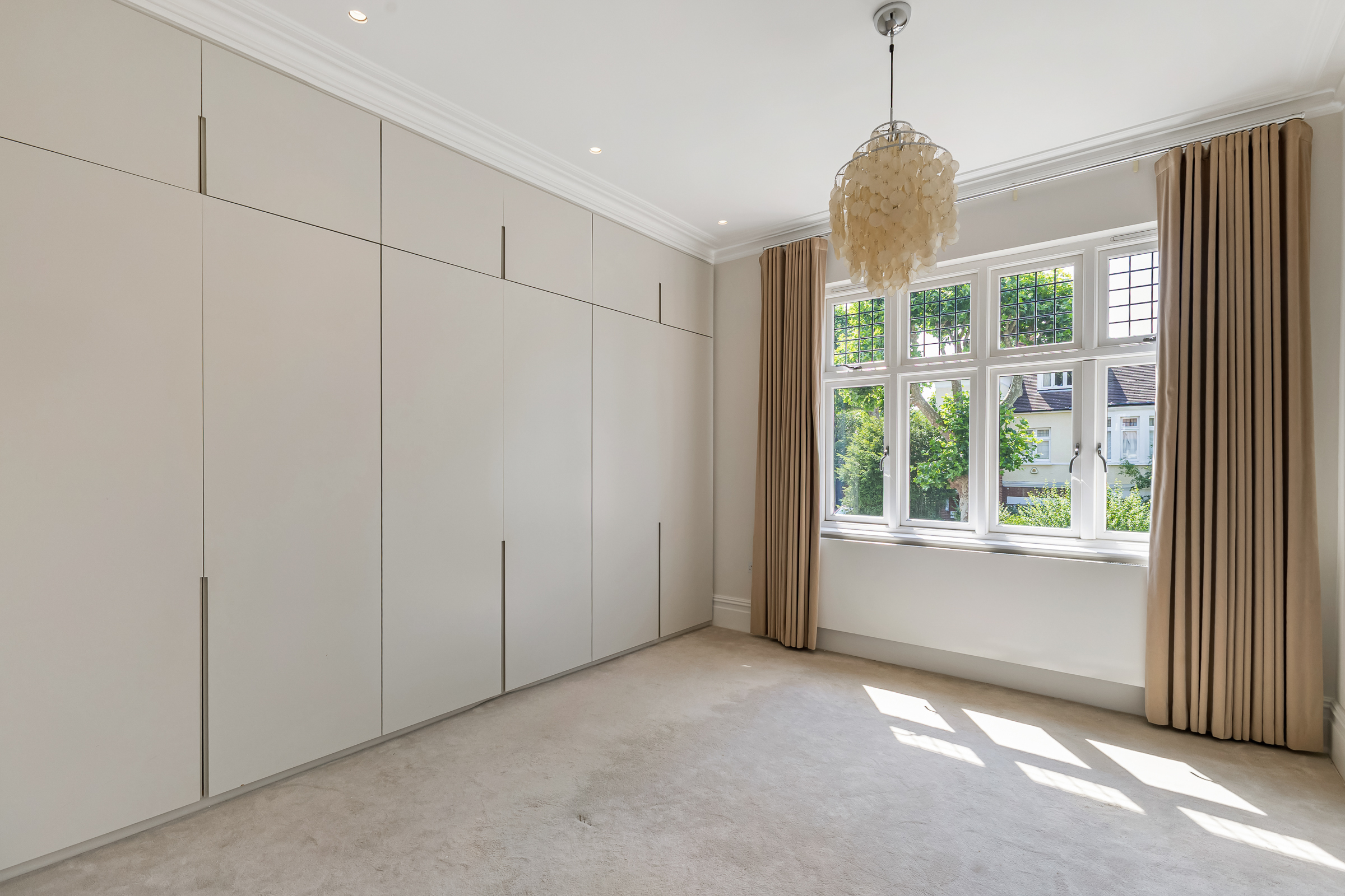  A Grand Family House with Pool and Cinema in West Putney - 物件實景