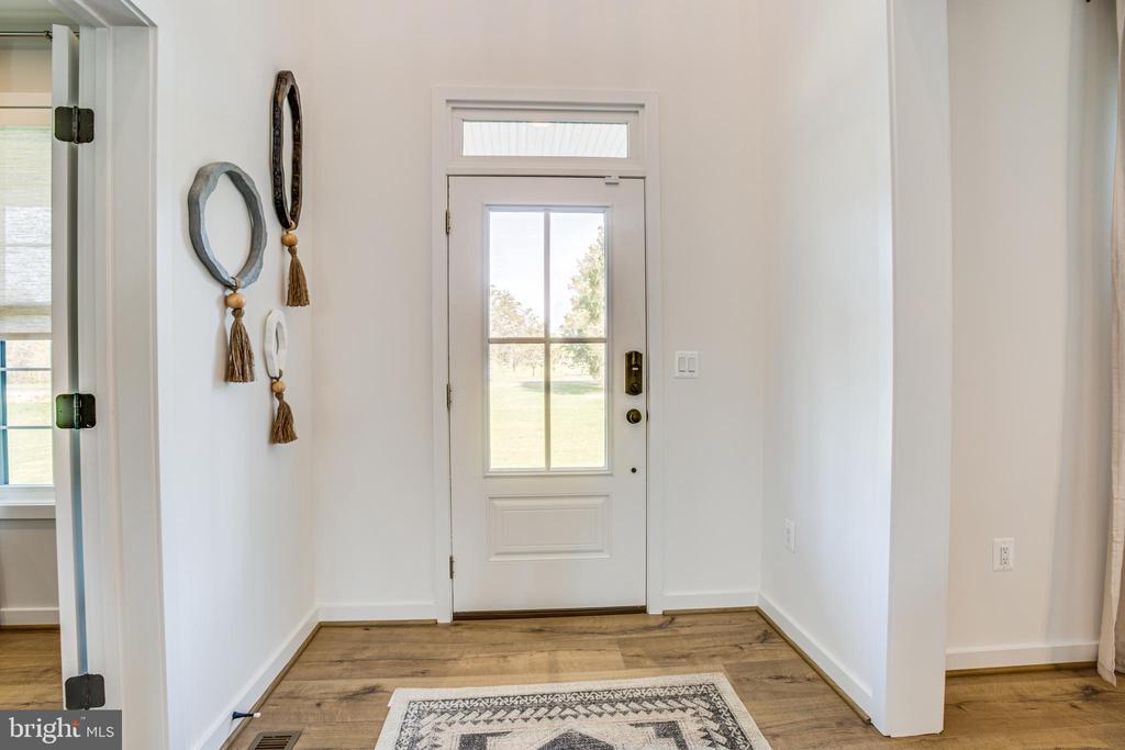 Spotsylvania, Virginia, 22551, United States, 4 Bedrooms Bedrooms, ,4 BathroomsBathrooms,Residential,For Sale,1850083