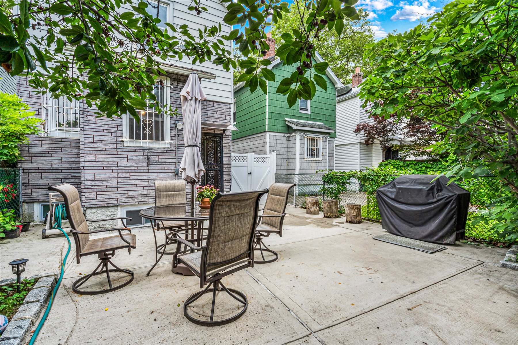  68-37 Nansen Street, Forest Hills, NY, 11375 - 物件實景