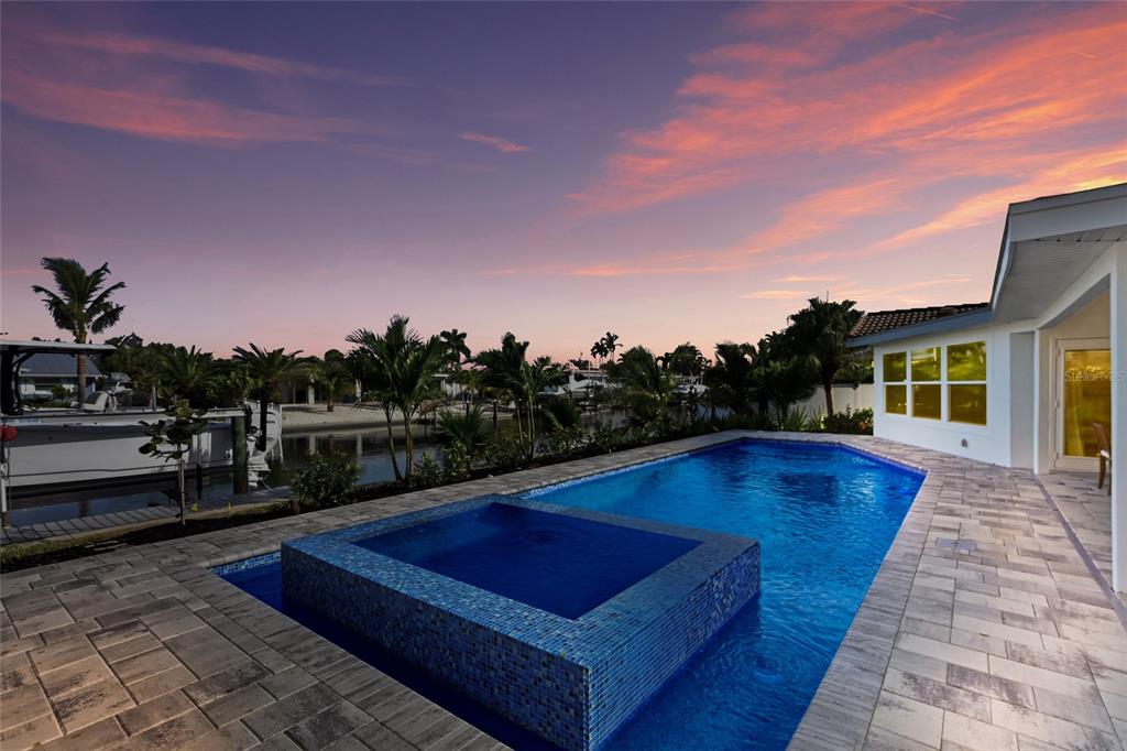 Holmes Beach, Florida, 34217, United States, 2 Bedrooms Bedrooms, ,2 BathroomsBathrooms,Residential,For Sale,2003450