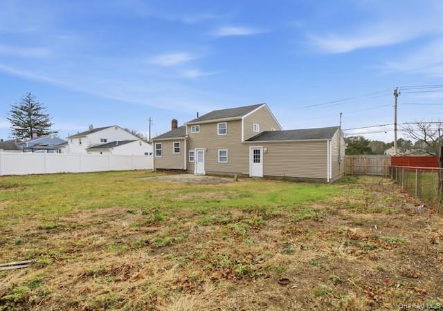 East Patchogue, New York, 11772, United States, 3 Bedrooms Bedrooms, ,2 BathroomsBathrooms,Residential,For Sale,1994647