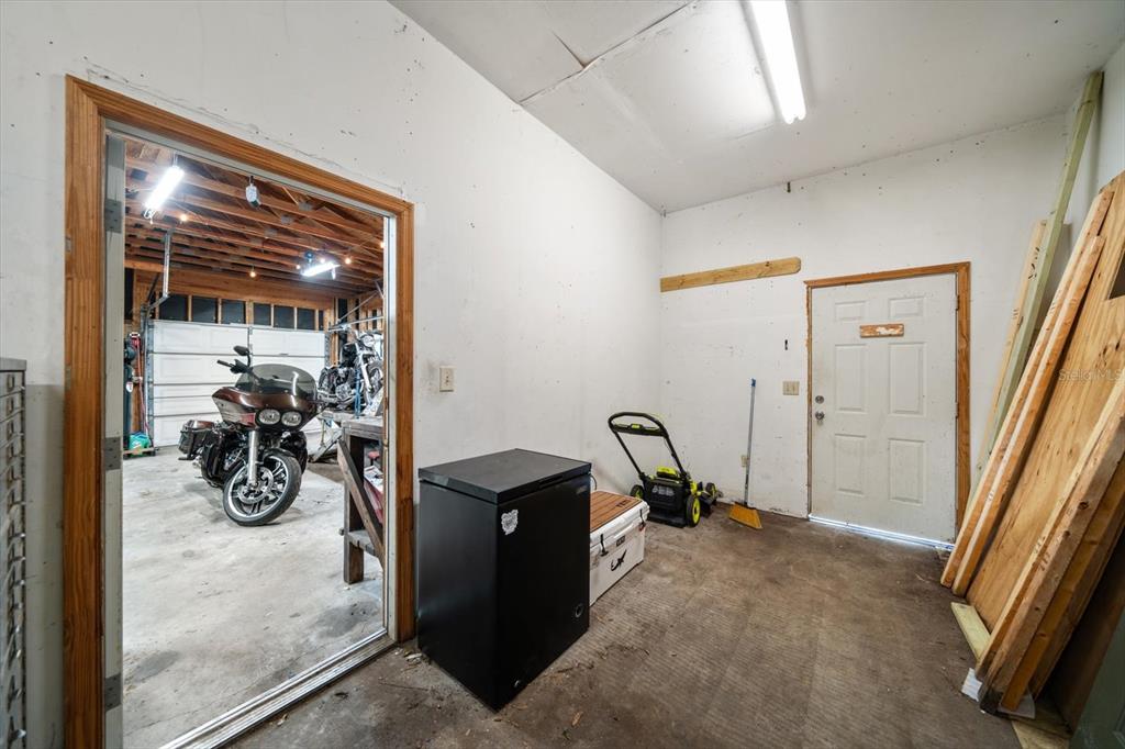 Clearwater, Florida, 33755, United States, 4 Bedrooms Bedrooms, ,3 BathroomsBathrooms,Residential,For Sale,1848993