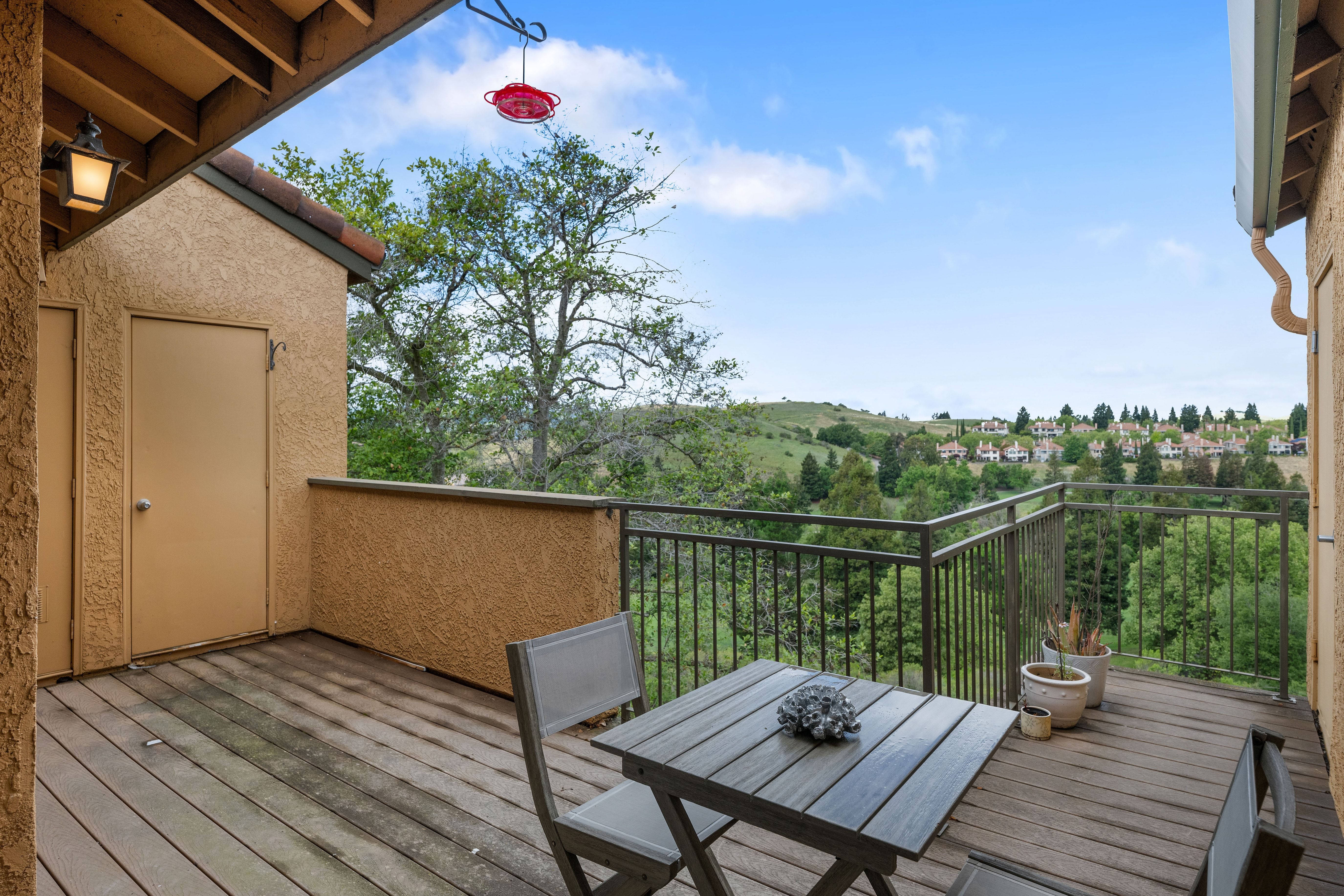  Top-Floor Luxury with Panoramic Canyon Lakes Views in Gated Siena Hills Retreat - 物件實景