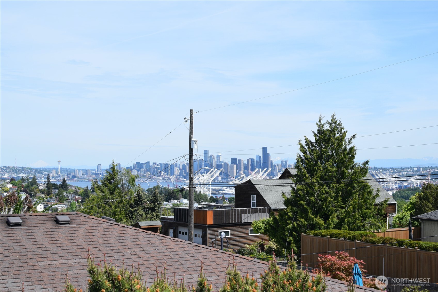 Seattle, Washington, 98126, United States, 4 Bedrooms Bedrooms, ,1 BathroomBathrooms,Residential,For Sale,1810627