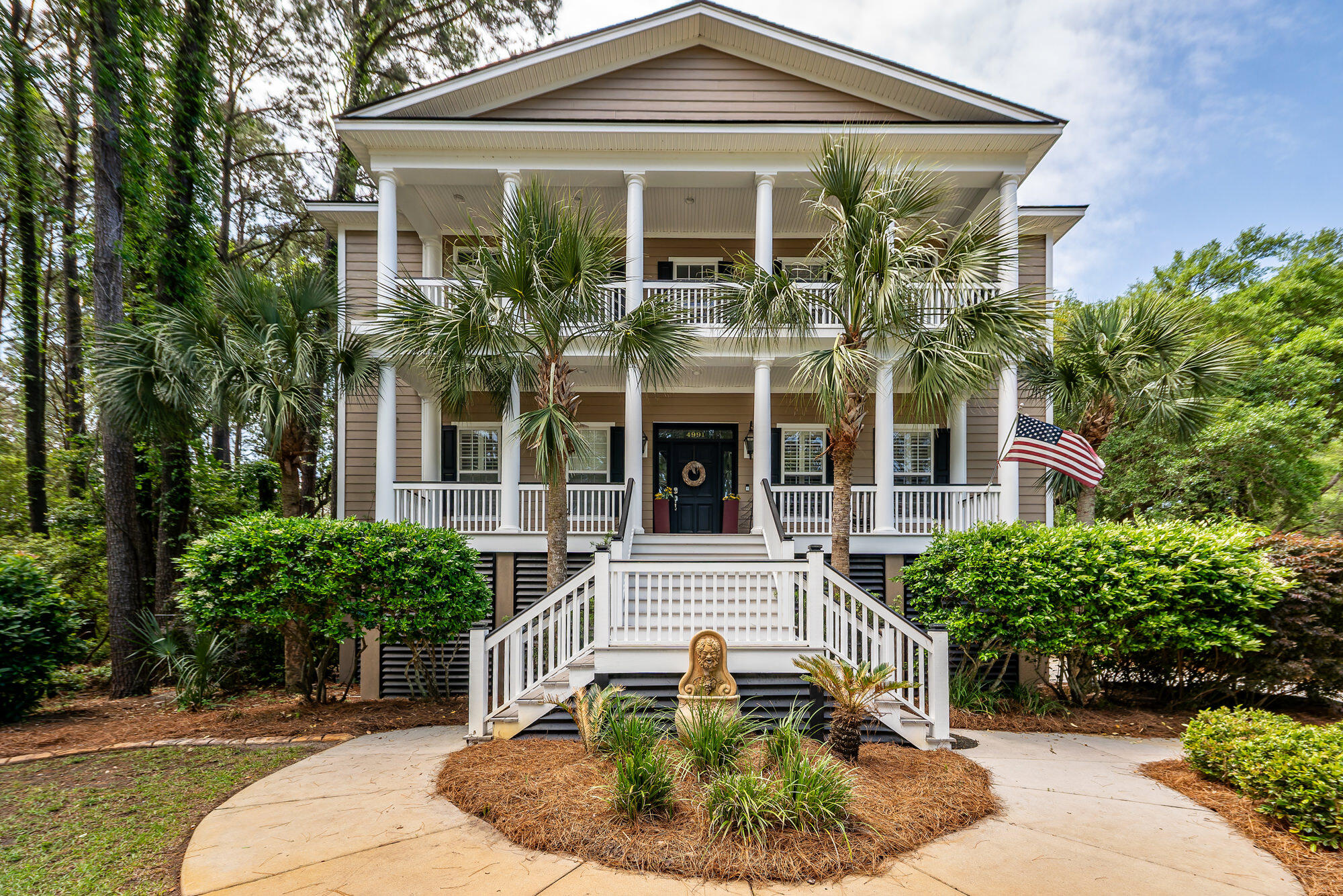 Mount Pleasant, South Carolina, 29466, United States, 5 Bedrooms Bedrooms, ,4 BathroomsBathrooms,Residential,For Sale,1792938