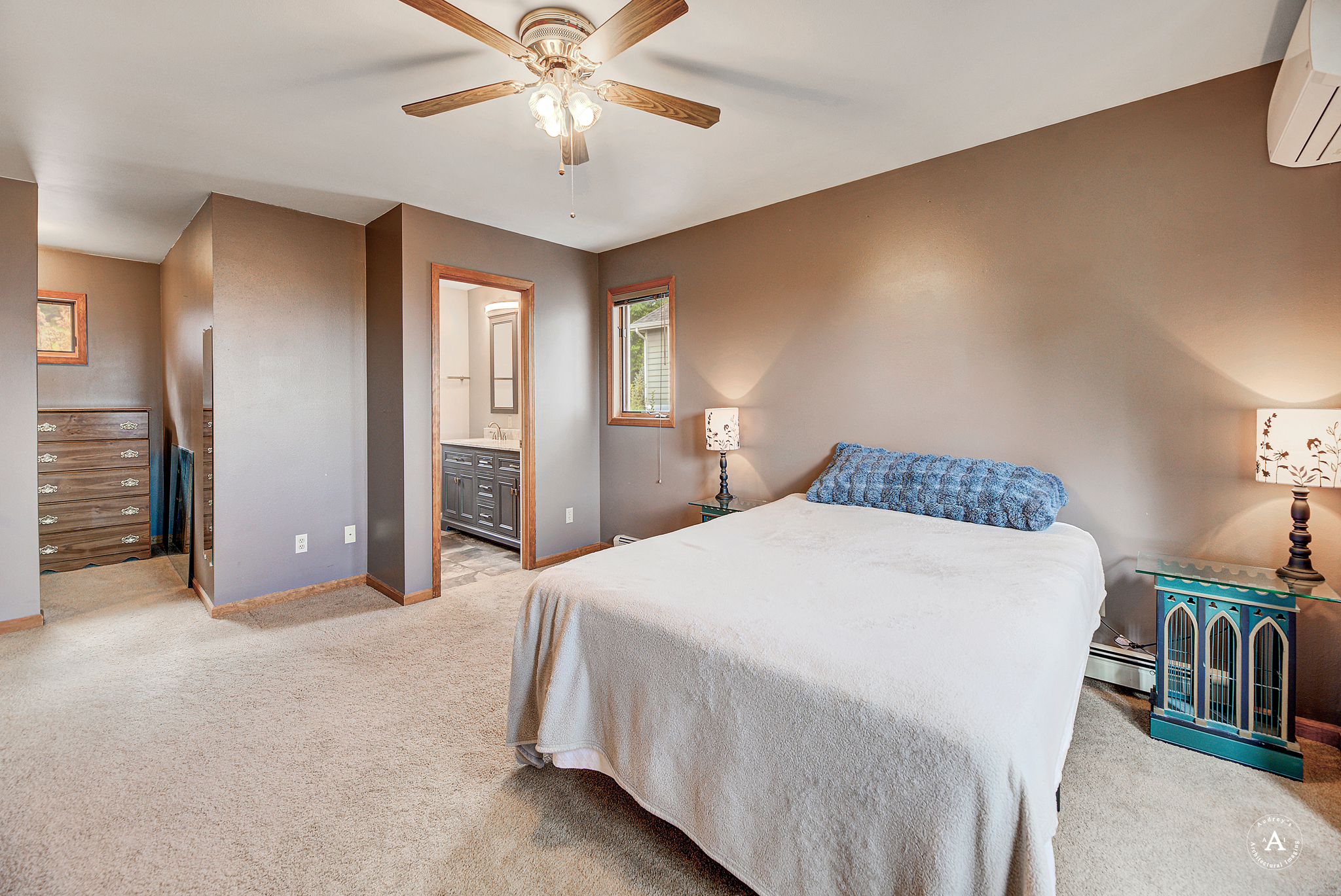 Helena, Montana, 59601, United States, 5 Bedrooms Bedrooms, ,4 BathroomsBathrooms,Residential,For Sale,1974729