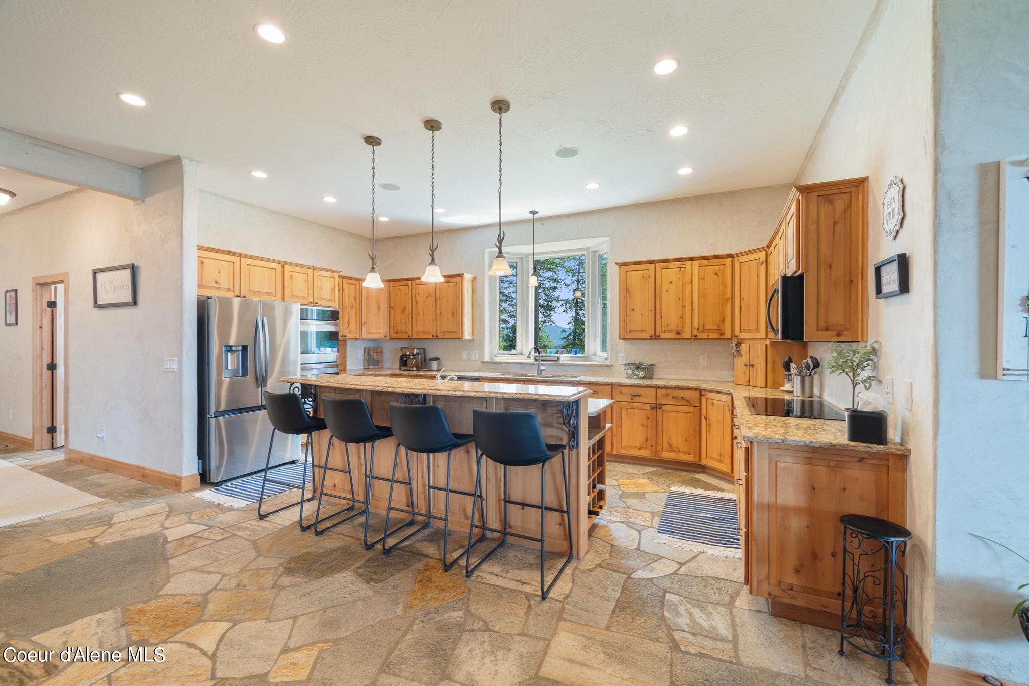 Coeur D'alene, Idaho, 83814, United States, 4 Bedrooms Bedrooms, ,3 BathroomsBathrooms,Residential,For Sale,1795061