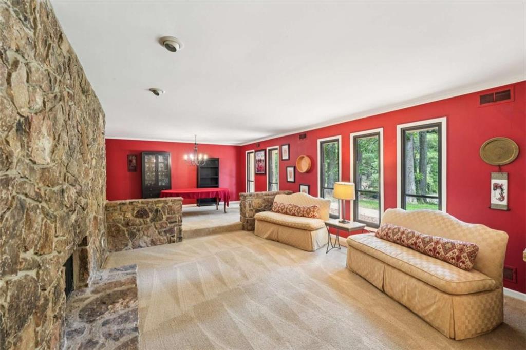 Marietta, Georgia, 30068, United States, 4 Bedrooms Bedrooms, ,3 BathroomsBathrooms,Residential,For Sale,1977177