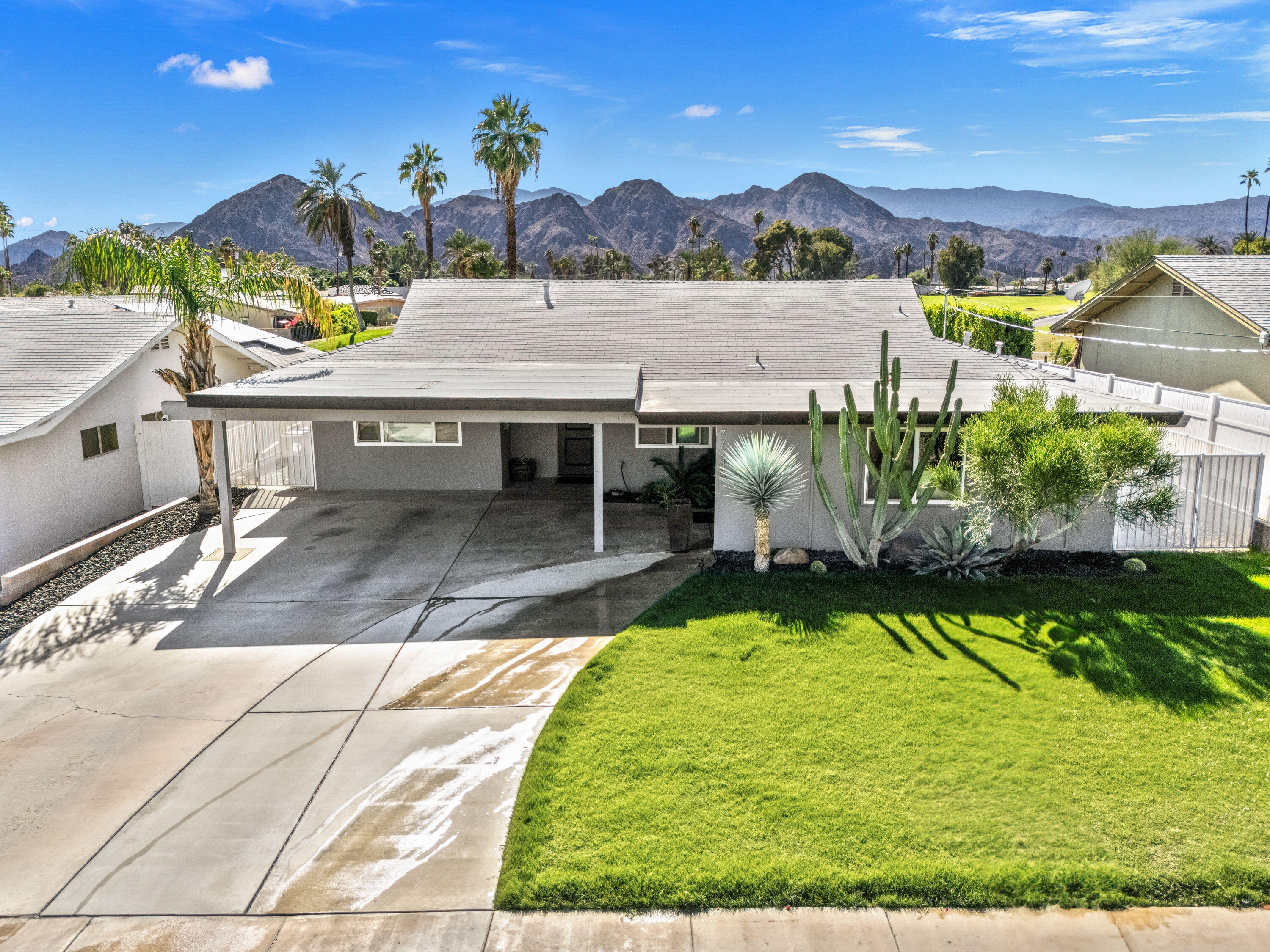 Palm Desert, California, 92211, United States, 3 Bedrooms Bedrooms, ,2 BathroomsBathrooms,Residential,For Sale,1972481