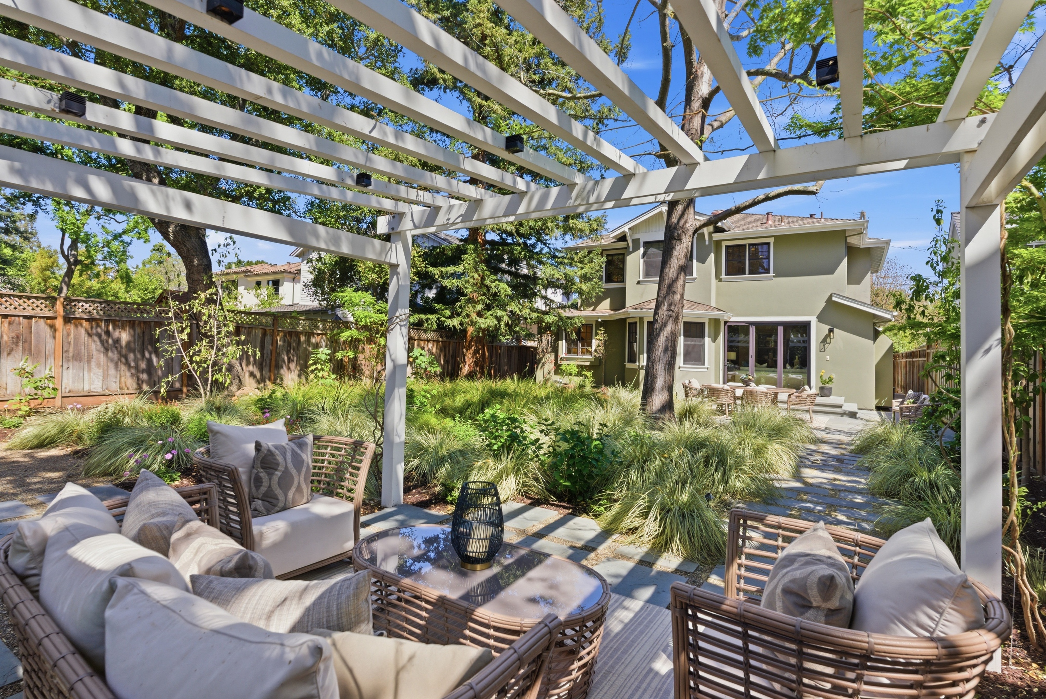  Classic Craftsman Home - 物件實景