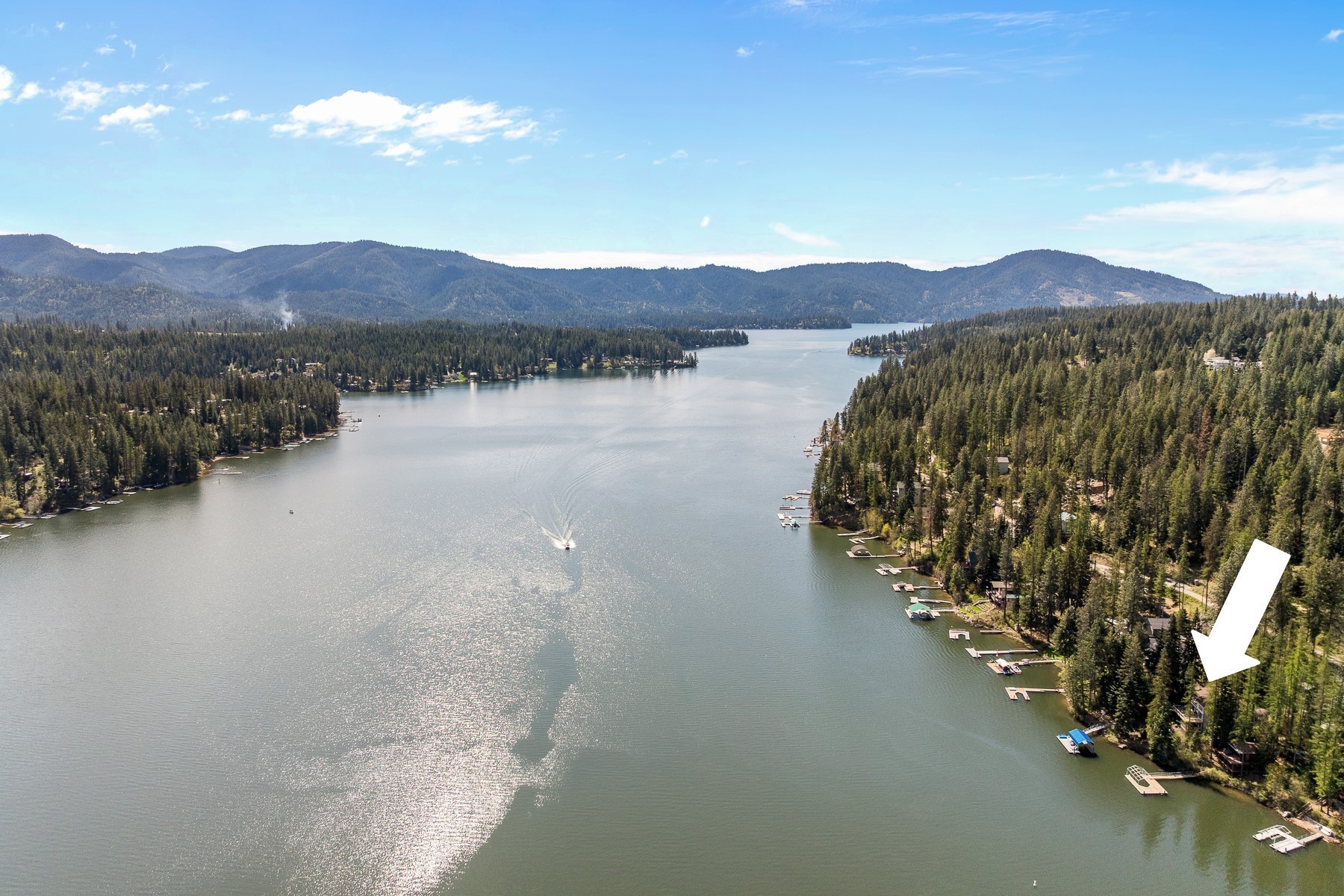  Hayden Lake Year Round Waterfront Living - 物件實景