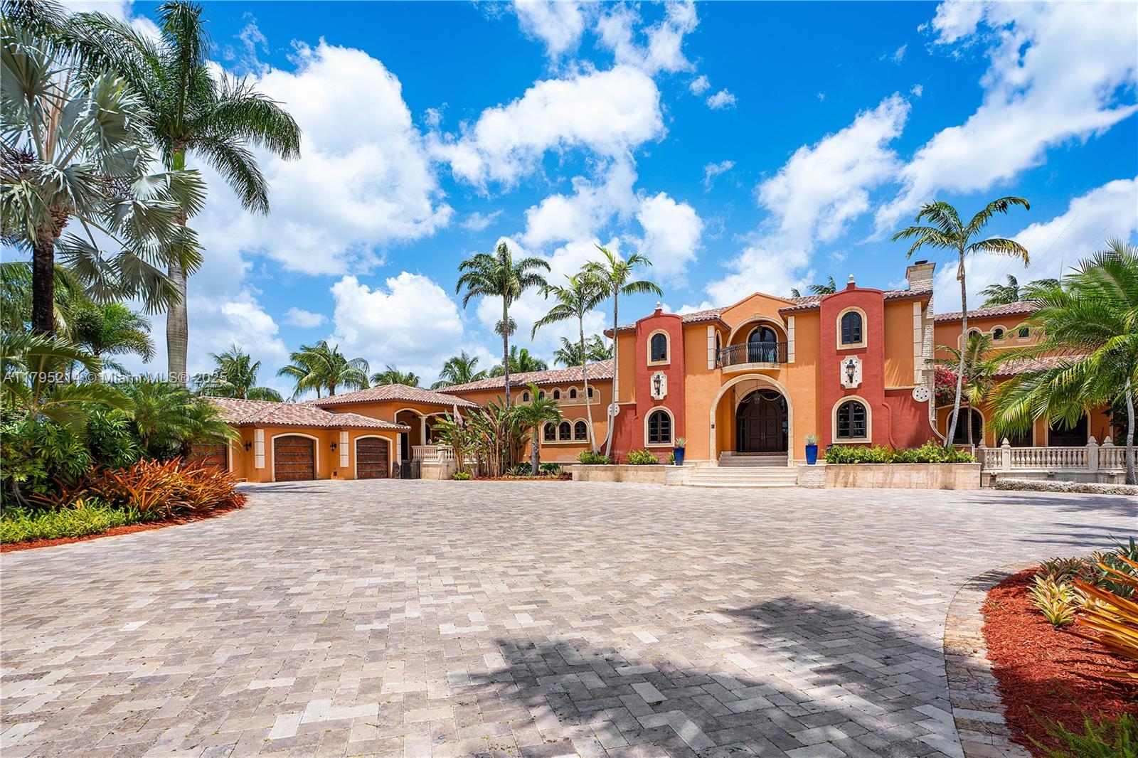 Homestead, Florida, 33031, United States, 6 Bedrooms Bedrooms, ,7 BathroomsBathrooms,Residential,For Sale,1804180