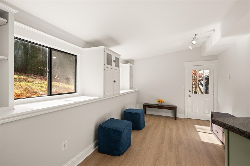 Melrose, Massachusetts, 02176, United States, 3 Bedrooms Bedrooms, ,2 BathroomsBathrooms,Residential,For Sale,1988170