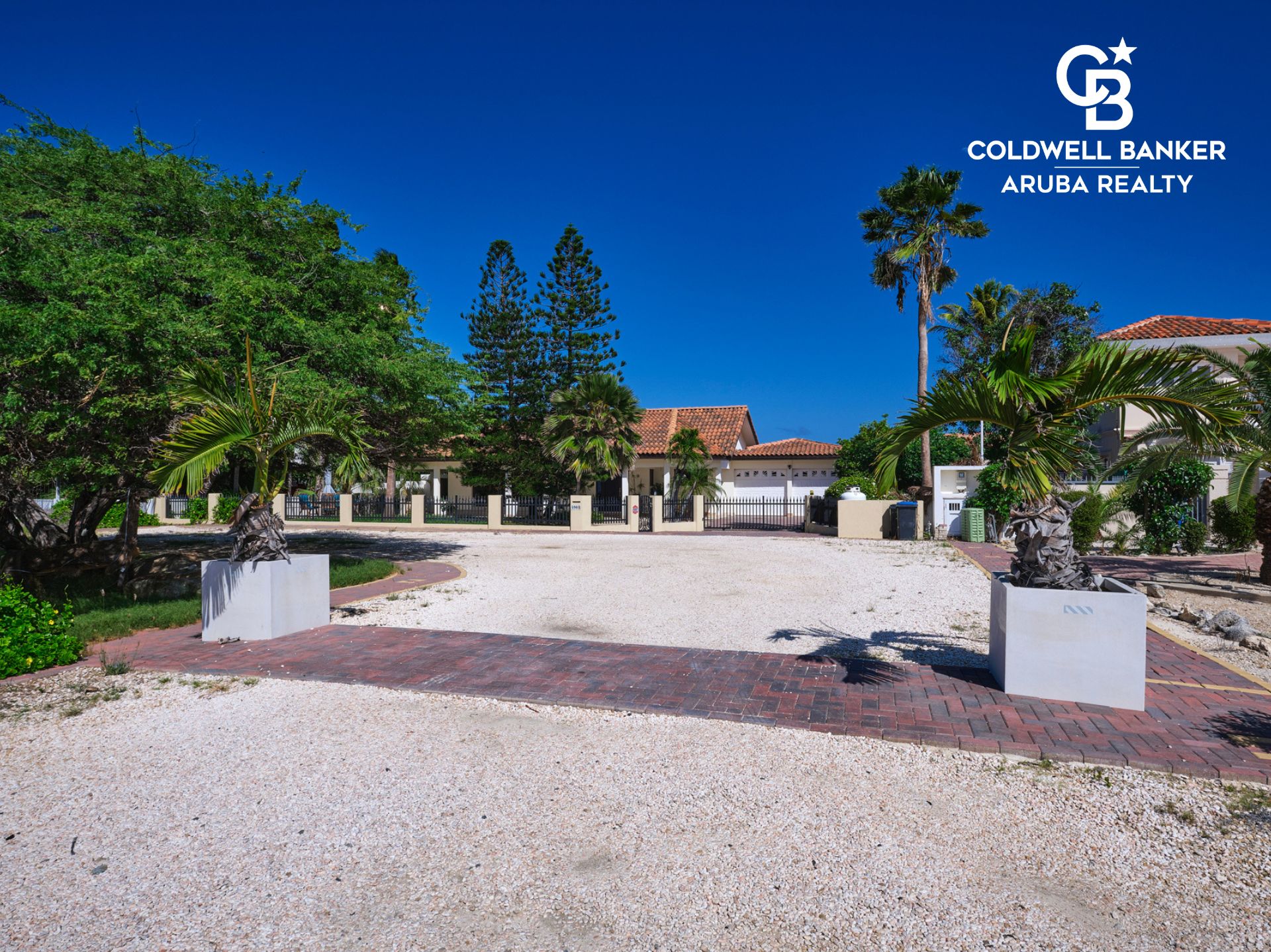 Noord, AW, 5 Bedrooms Bedrooms, ,4 BathroomsBathrooms,Residential,For Sale,1692582