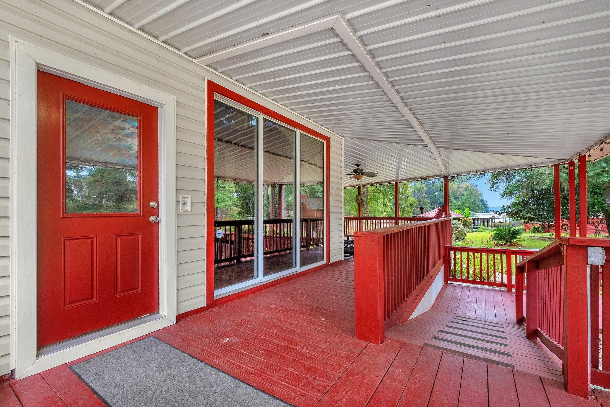 Quincy, Florida, 32351, United States, 3 Bedrooms Bedrooms, ,2 BathroomsBathrooms,Residential,For Sale,1804013