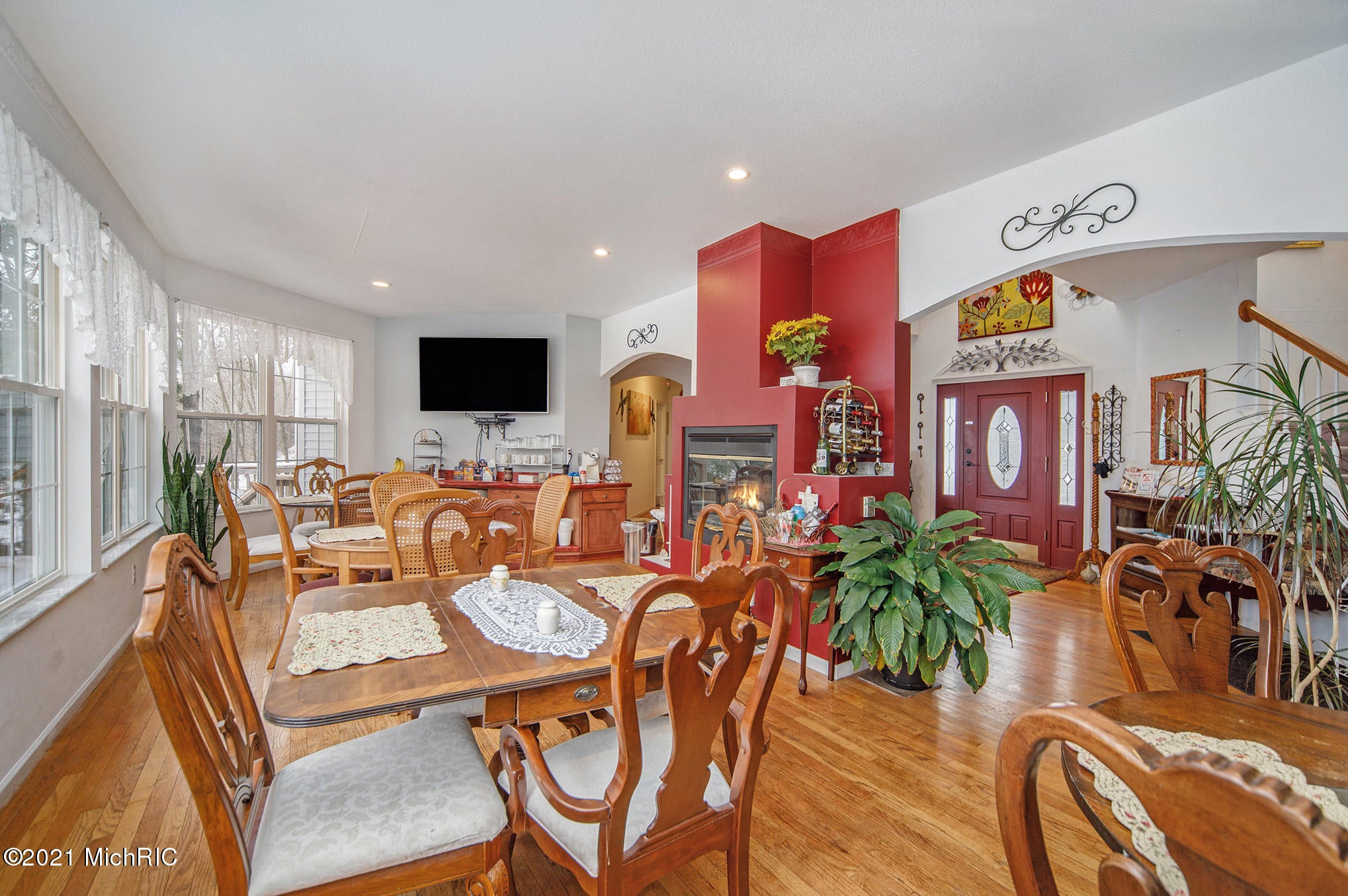 Harbor Springs, Michigan, 49740, United States, 5 Bedrooms Bedrooms, ,6 BathroomsBathrooms,Residential,For Sale,1914650