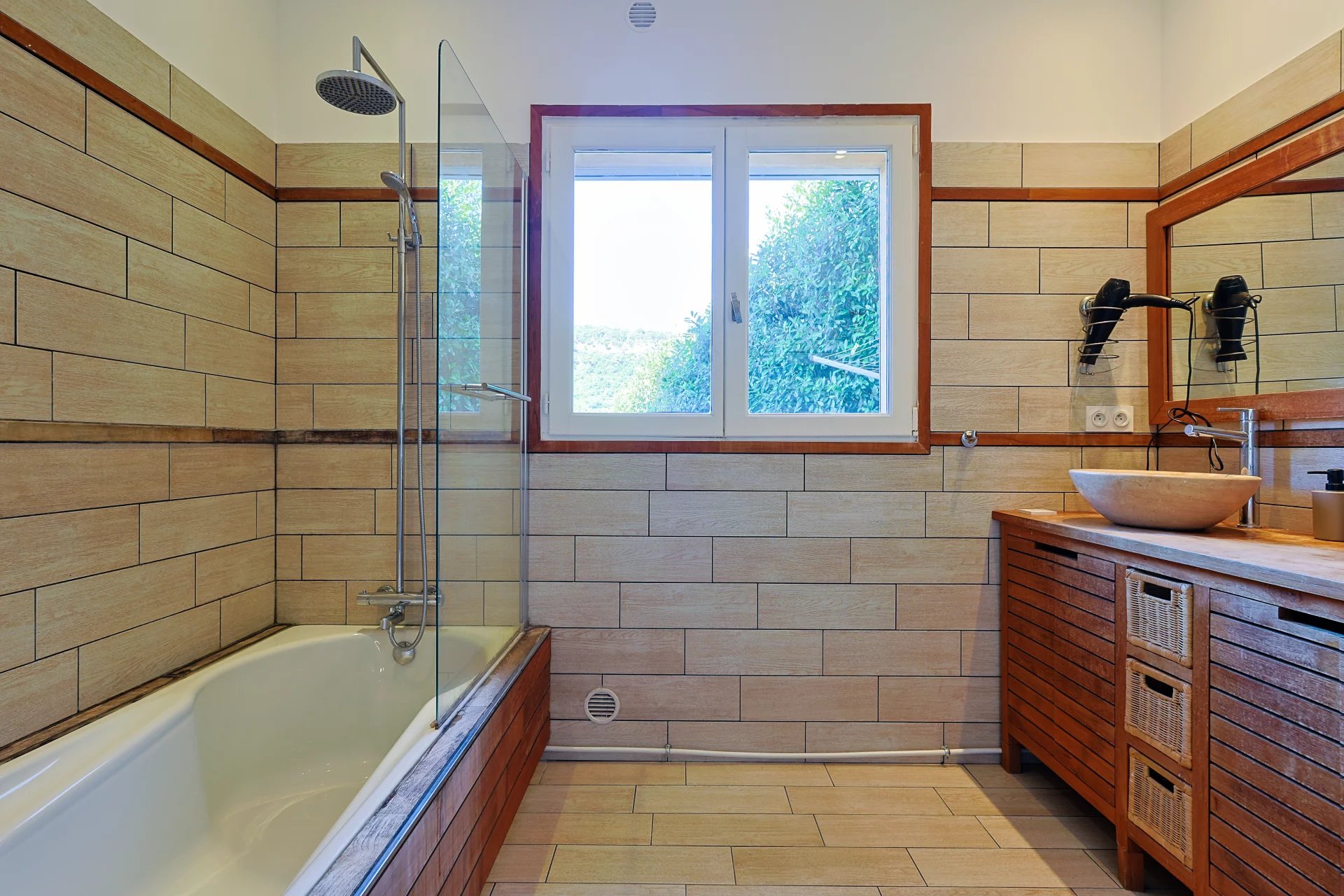 La Croix-Valmer, Provence-Alpes-Côte d’Azur, 83420, FR, ,Residential,For Sale,1938731