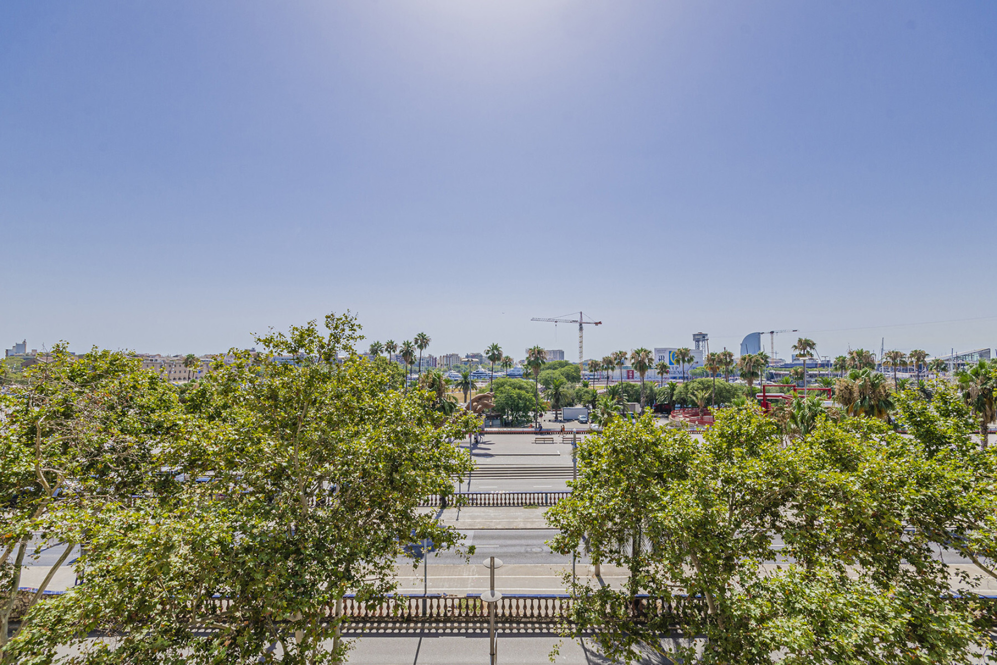  Elegant property on the seafront - 物件實景