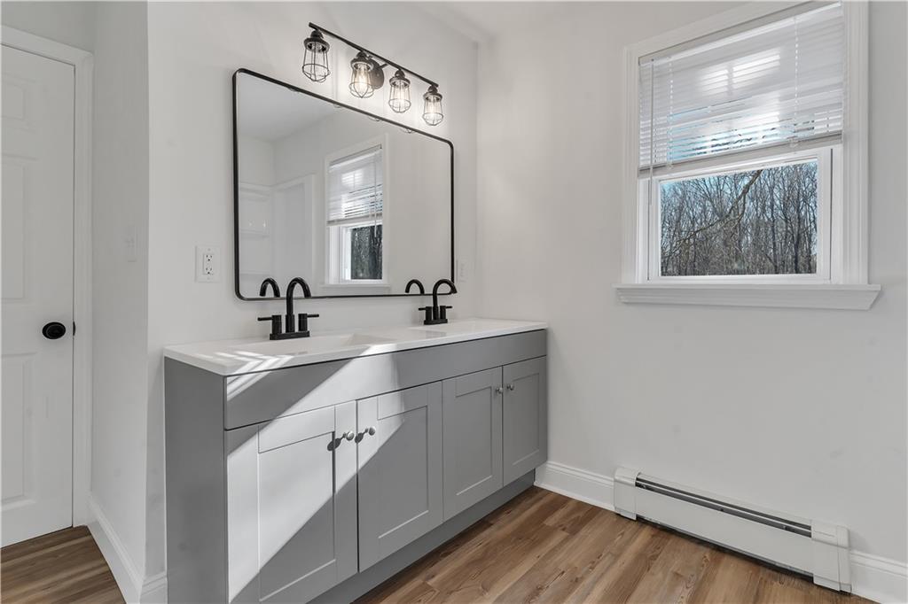 Burrillville, Rhode Island, 02859, United States, 5 Bedrooms Bedrooms, ,3 BathroomsBathrooms,Residential,For Sale,2008536