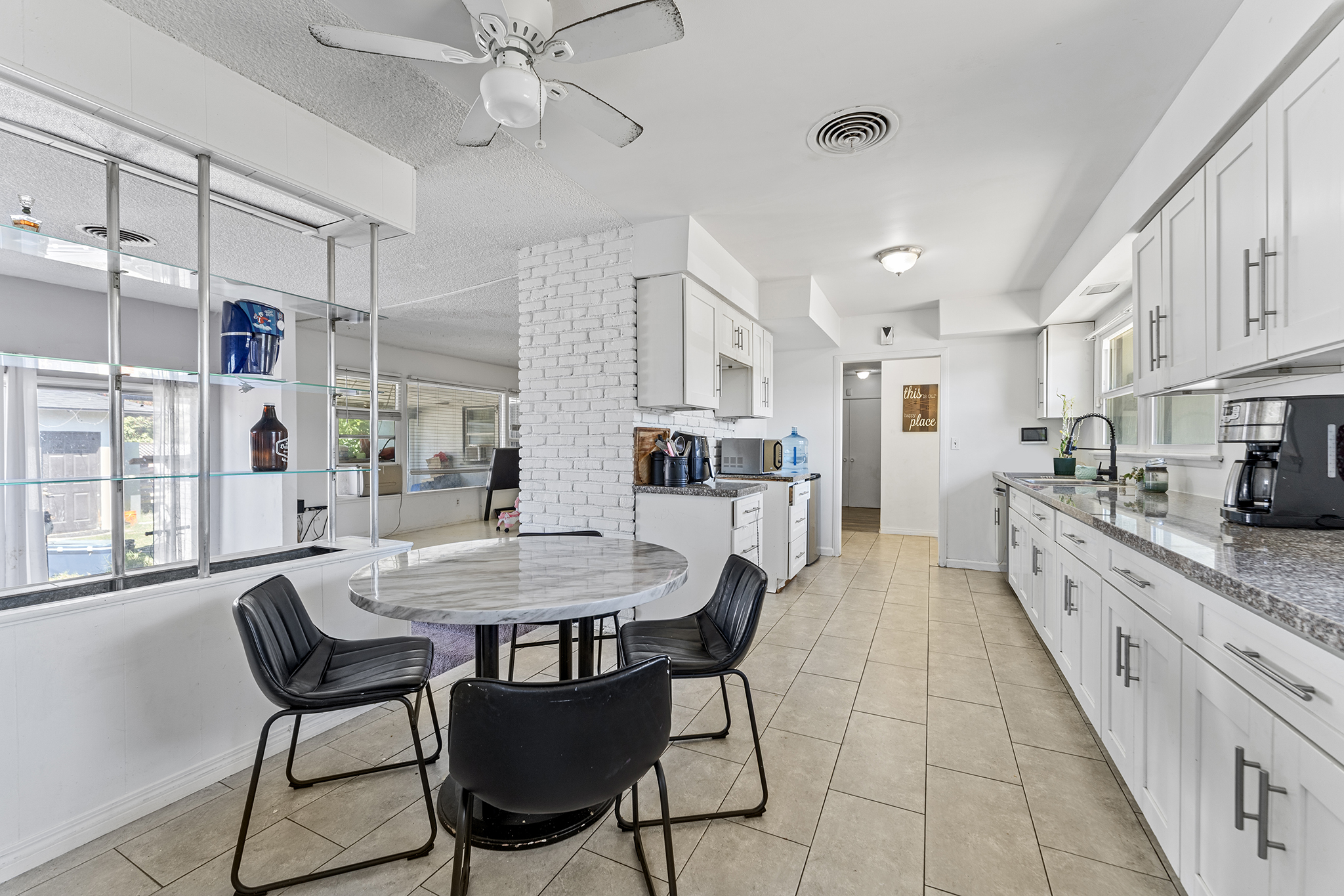 San Bernardino, California, 92404, United States, 4 Bedrooms Bedrooms, ,2 BathroomsBathrooms,Residential,For Sale,1934964