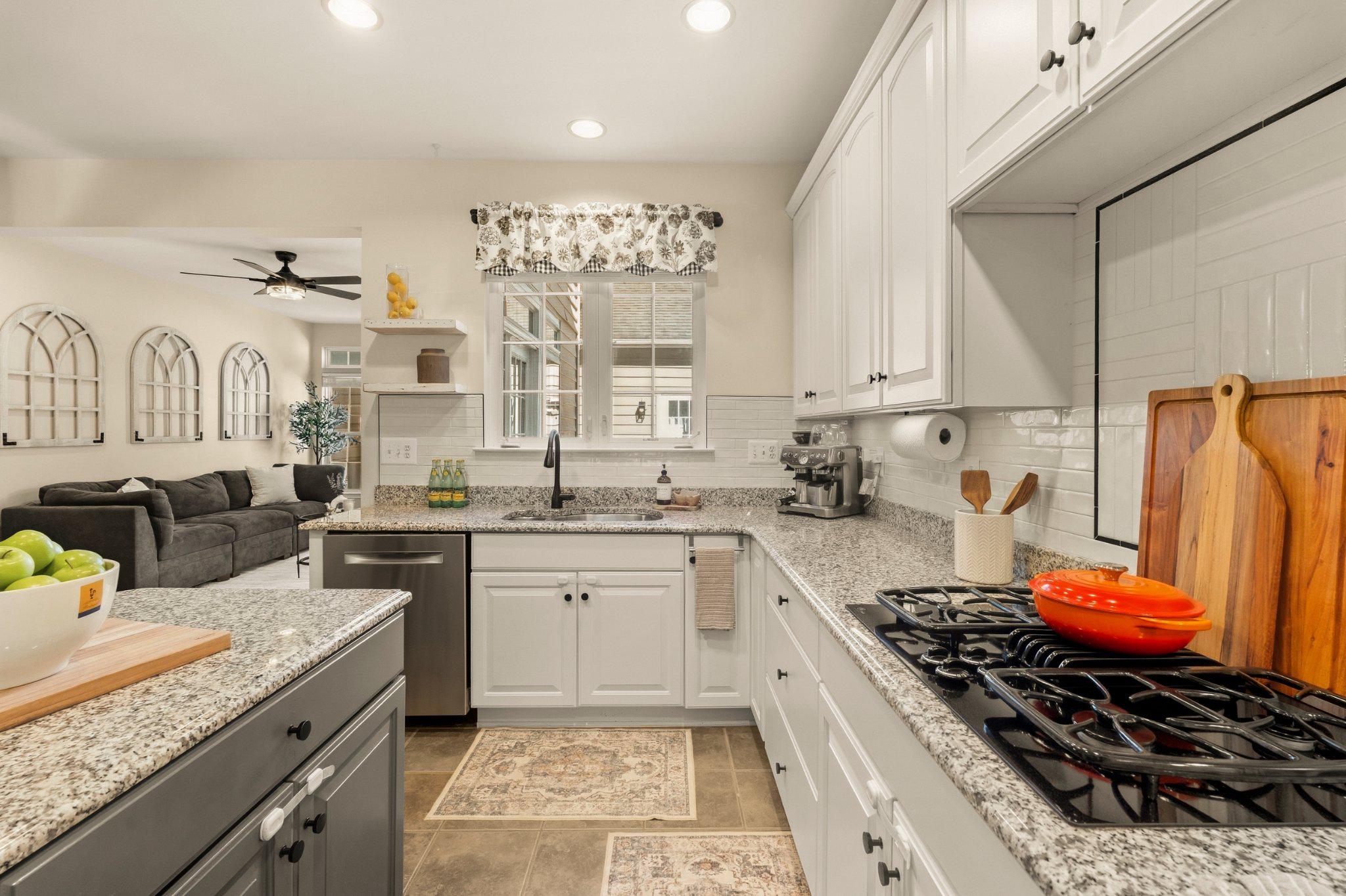  542 Market Street E, Gaithersburg, MD, 20878 - 物件實景