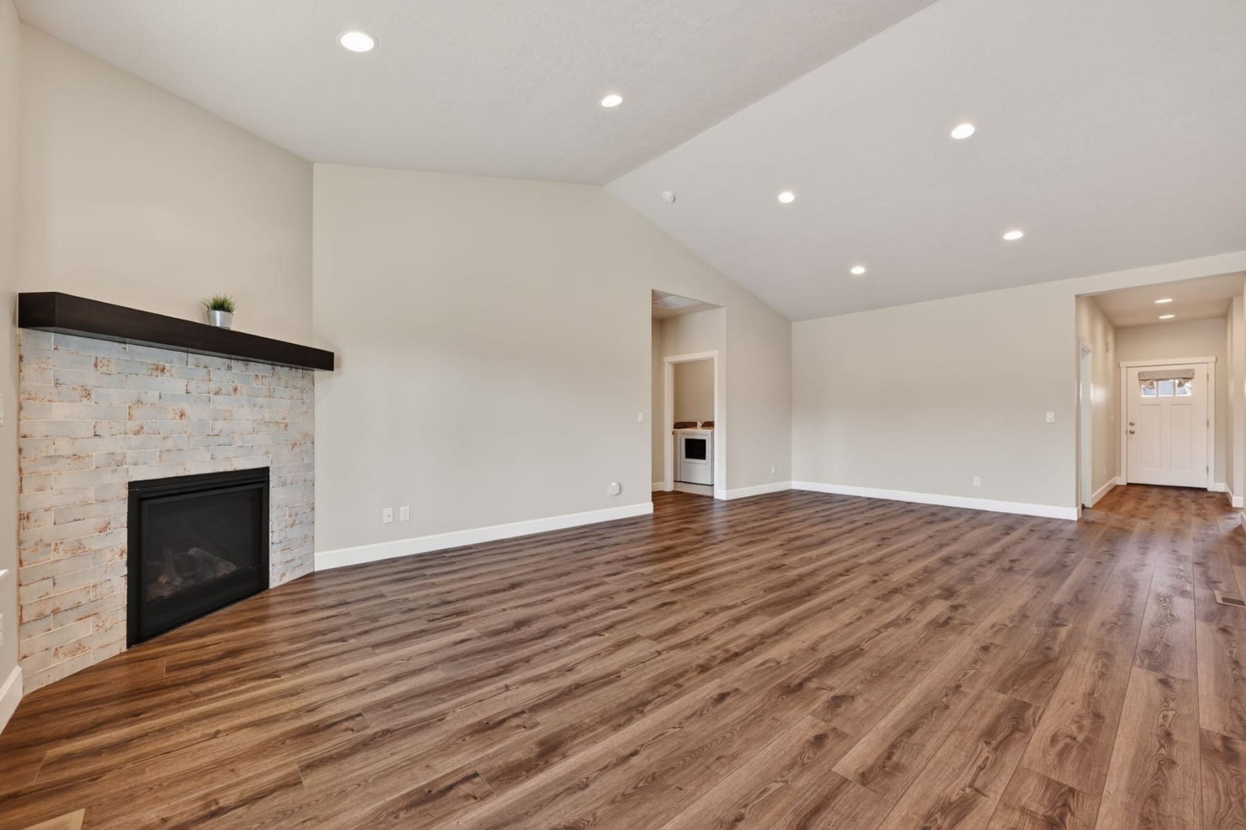  4946 SW Zenith Avenue Redmond, OR 97756 - 物件實景