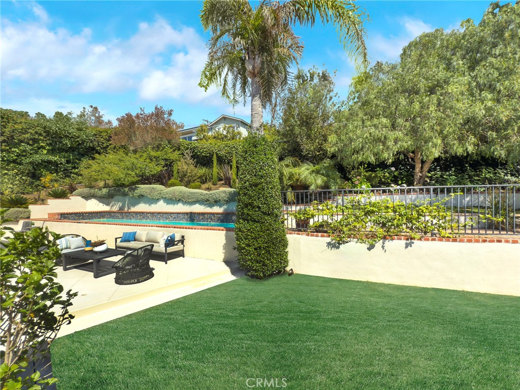 Laguna Beach, California, 92651, United States, 3 Bedrooms Bedrooms, ,3 BathroomsBathrooms,Residential,For Sale,1927395