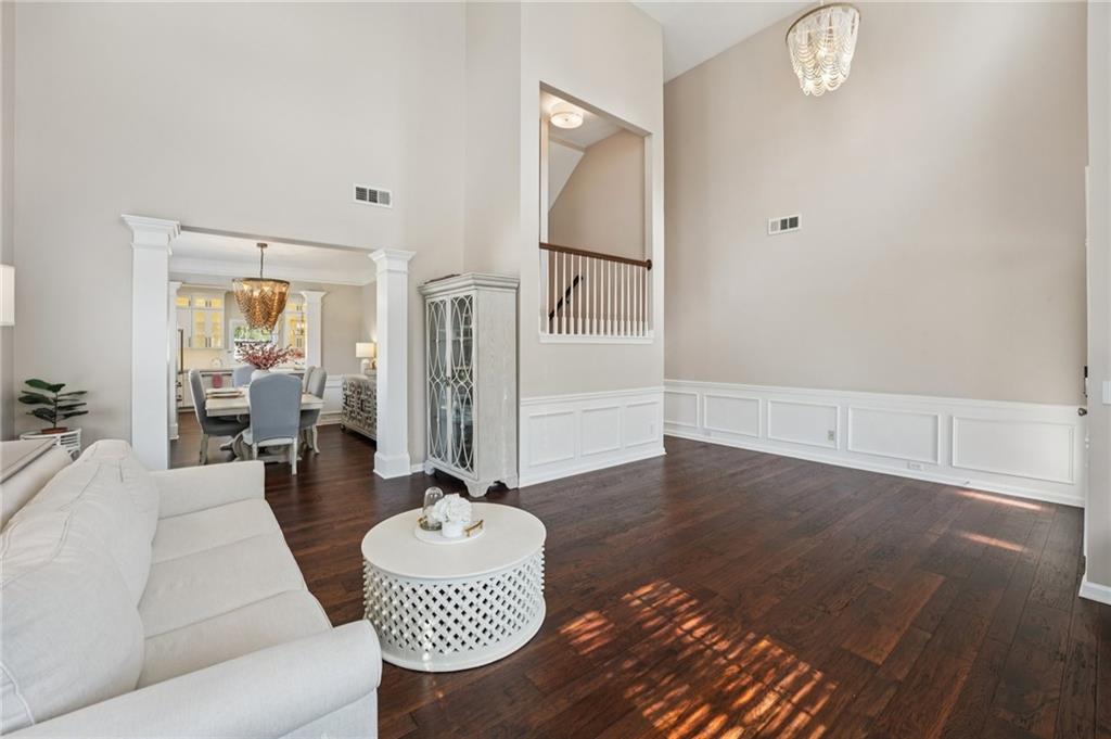 Canton, Georgia, 30115, United States, 6 Bedrooms Bedrooms, ,4 BathroomsBathrooms,Residential,For Sale,2035278