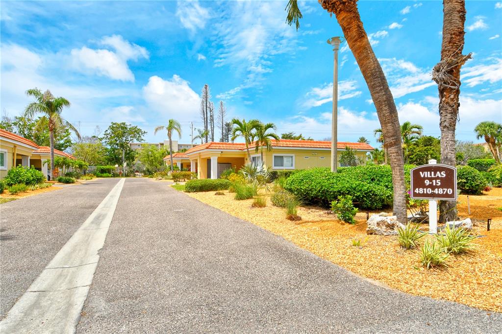 Longboat Key, Florida, 34228, United States, 2 Bedrooms Bedrooms, ,2 BathroomsBathrooms,Residential,For Sale,1837810