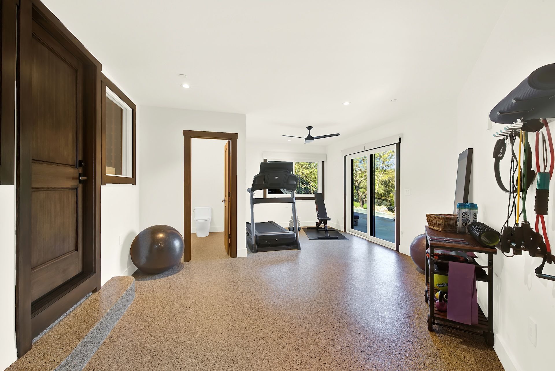  Gated Hagen Oaks Estates Residence - 物件實景